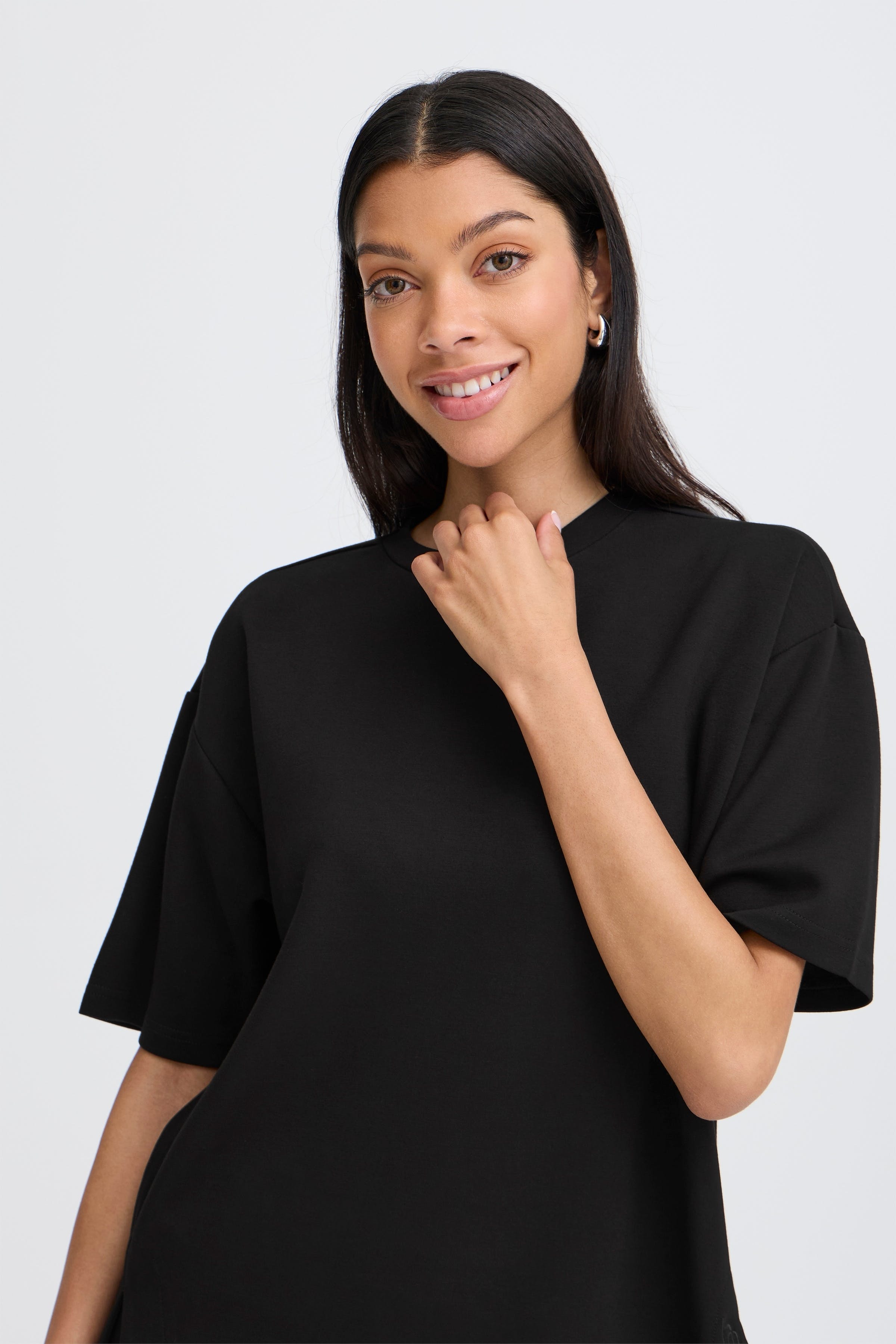 BYPUSTI T-shirt LOOKBOOK DETAIL 20818048-194008