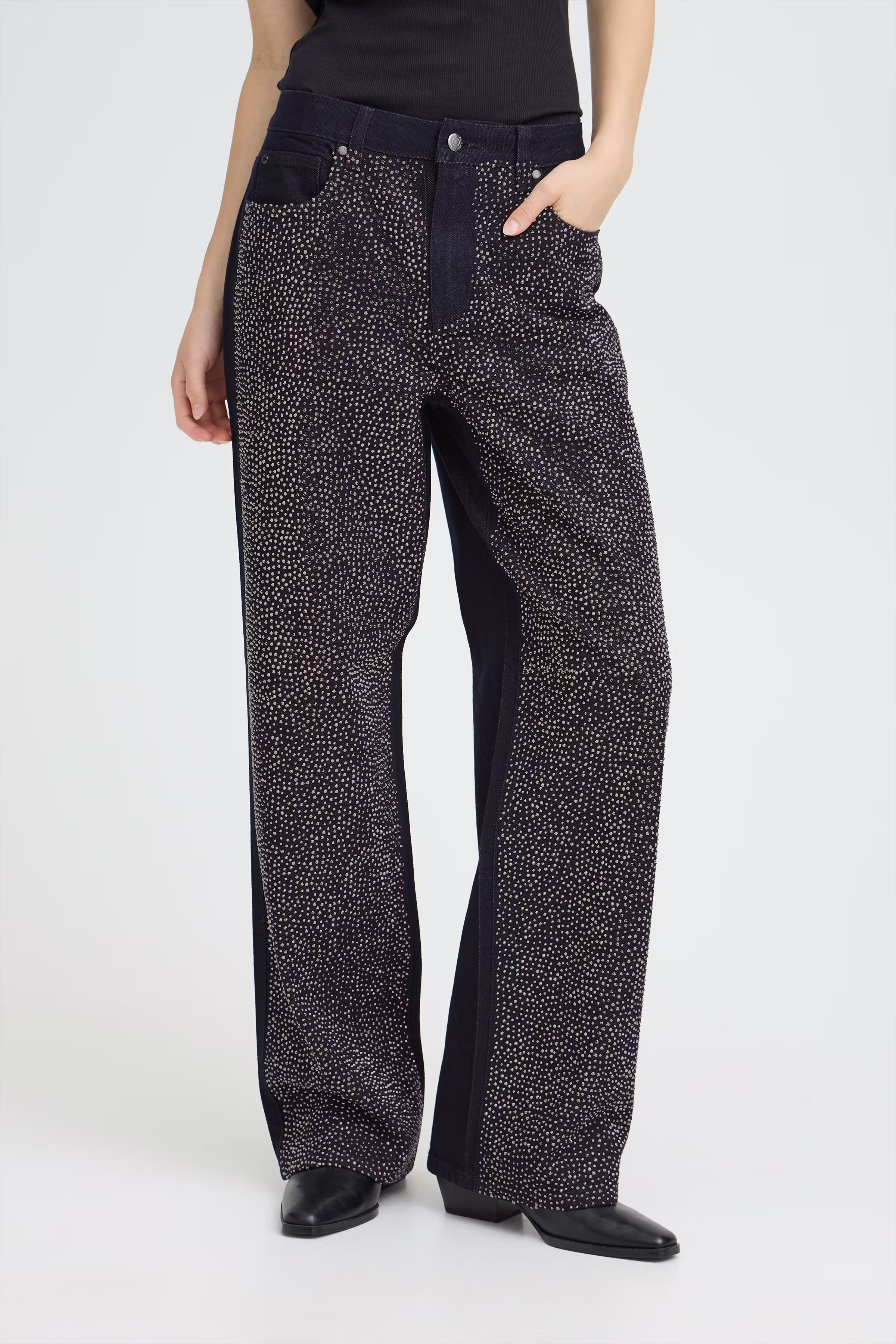 PZGALLERY Jeans LOOKBOOK FRONT 50209244-200002