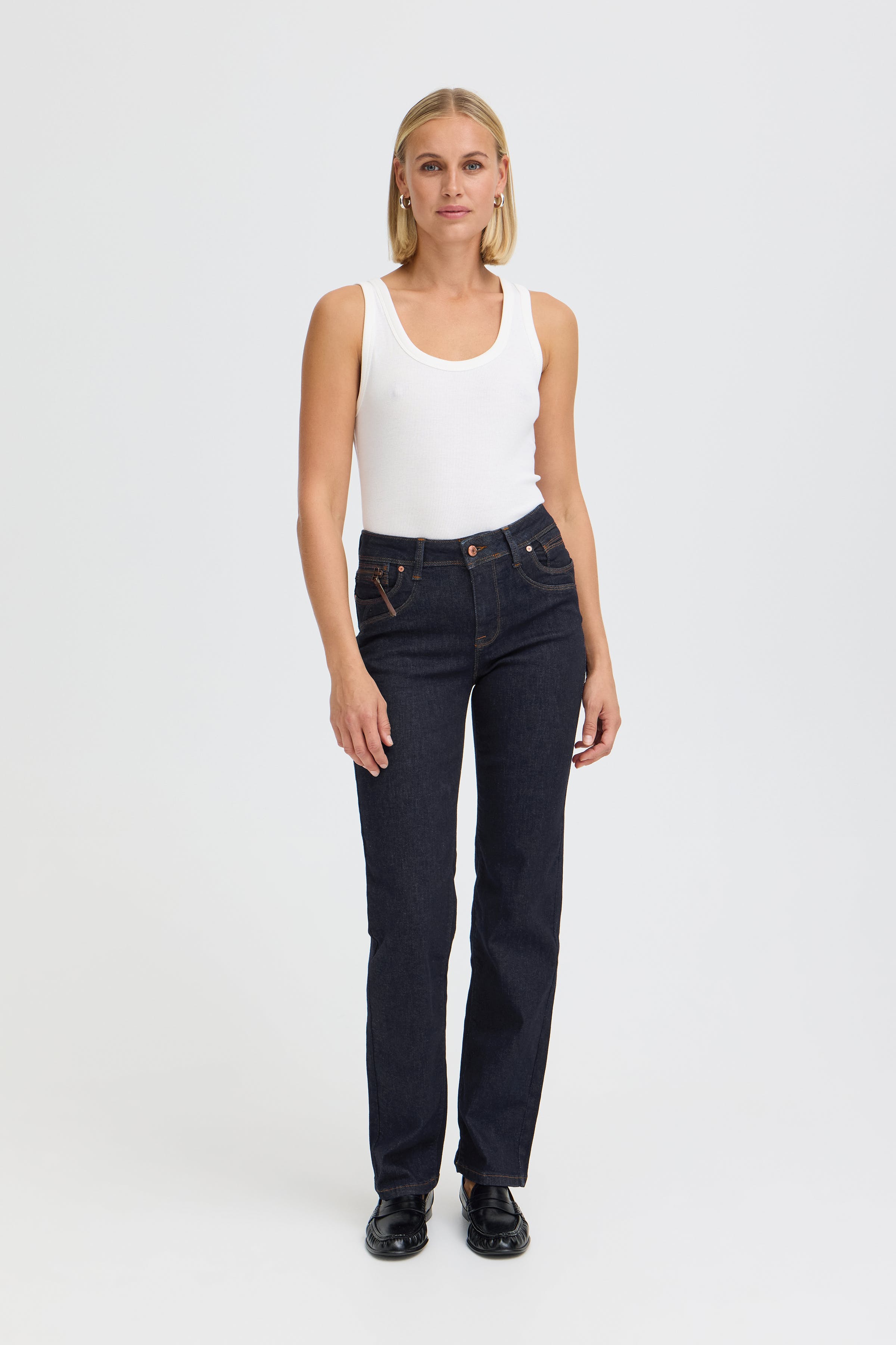 PZKAROLINA HW Jeans Straight Leg LOOKBOOK FRONT 50205580-202124