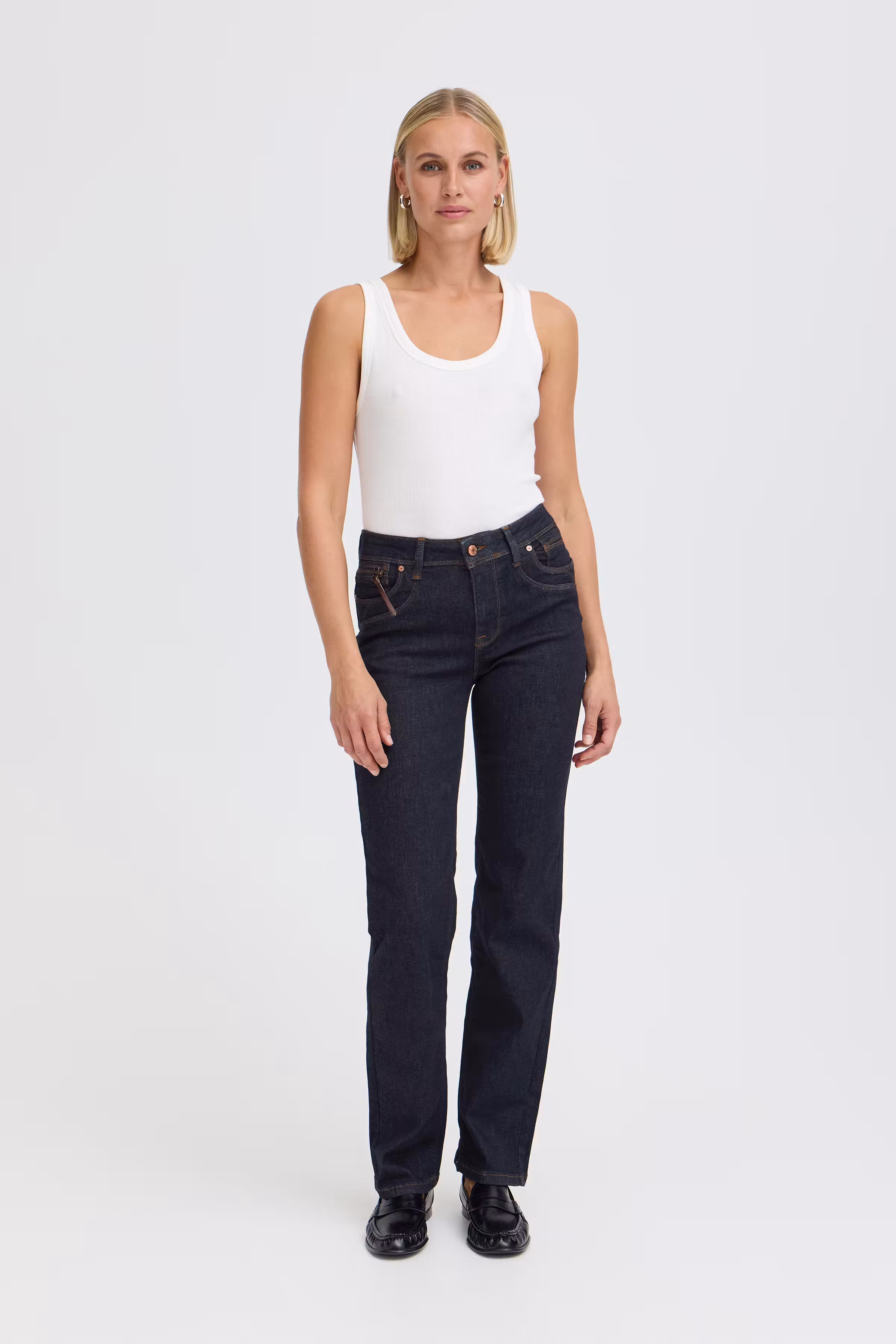 PZKAROLINA HW Jeans Straight Leg LOOKBOOK FRONT 50205580-202124