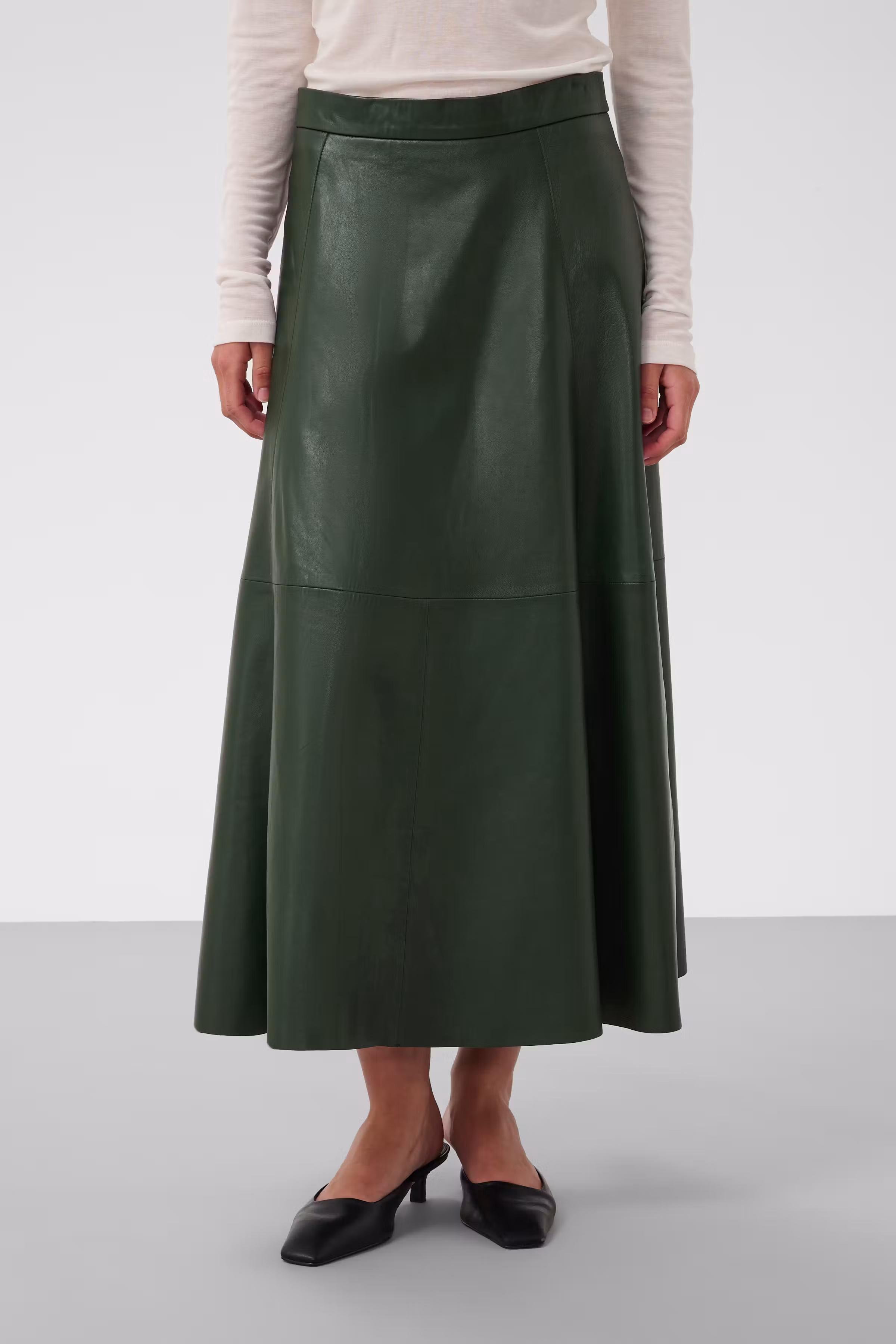 SLKaiko Lædernederdel LOOKBOOK FRONT 30409470-190509