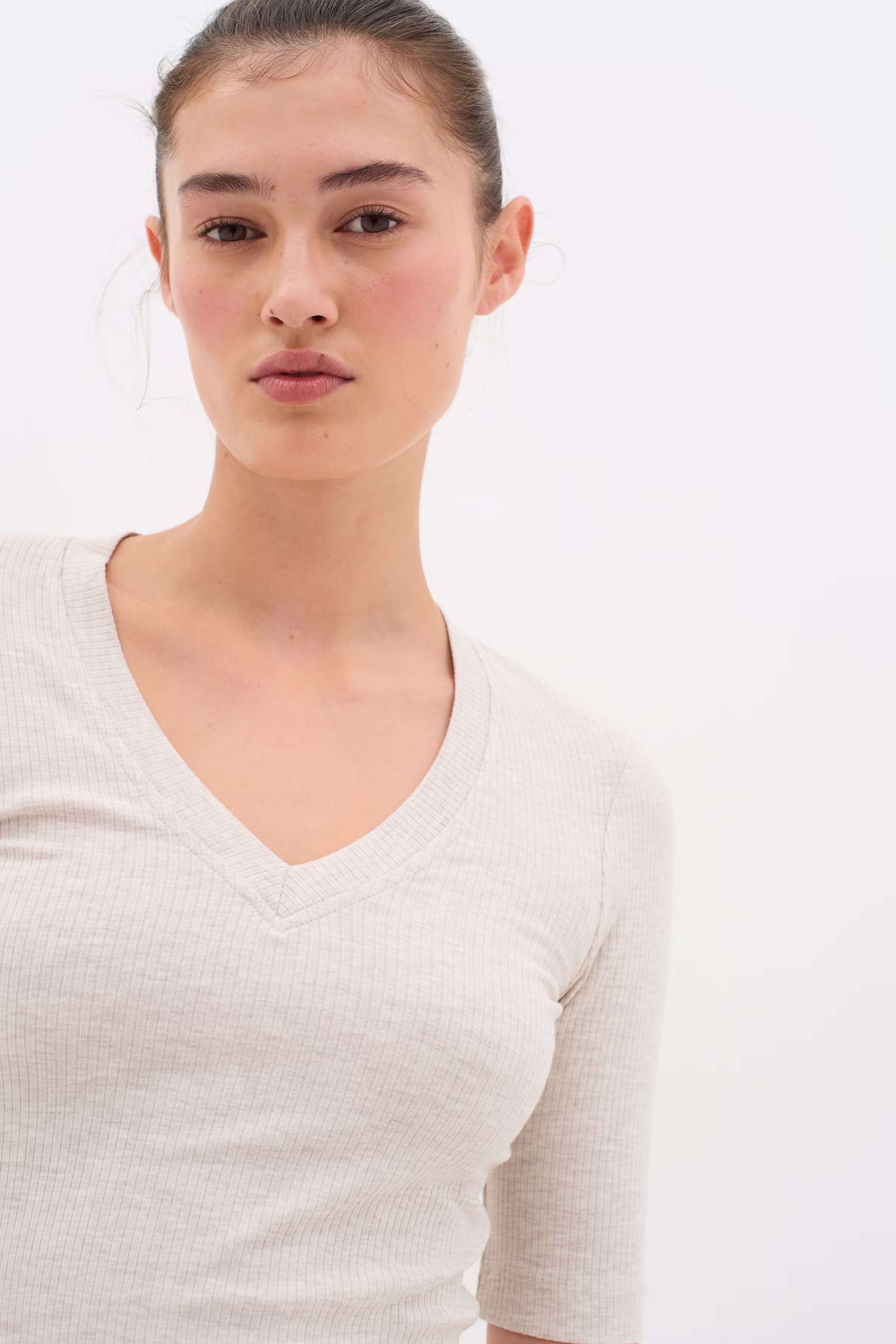 DagnaIW Melange V T-shirt LOOKBOOK DETAIL 30106865-300597