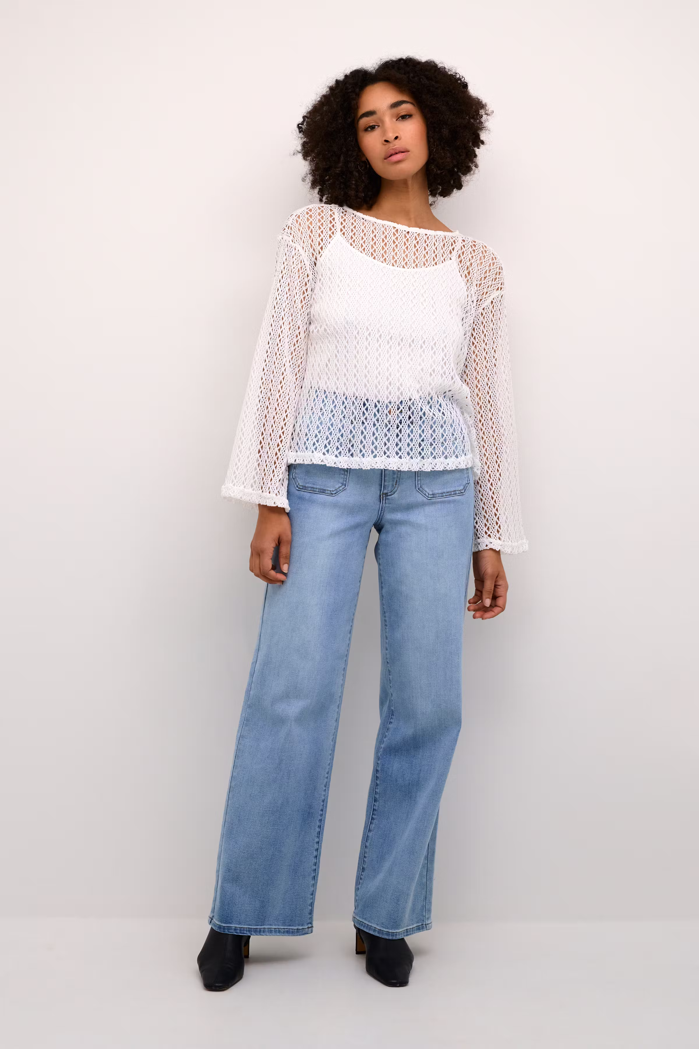 KAlykke Blouse LOOKBOOK FRONT 10552326-110602