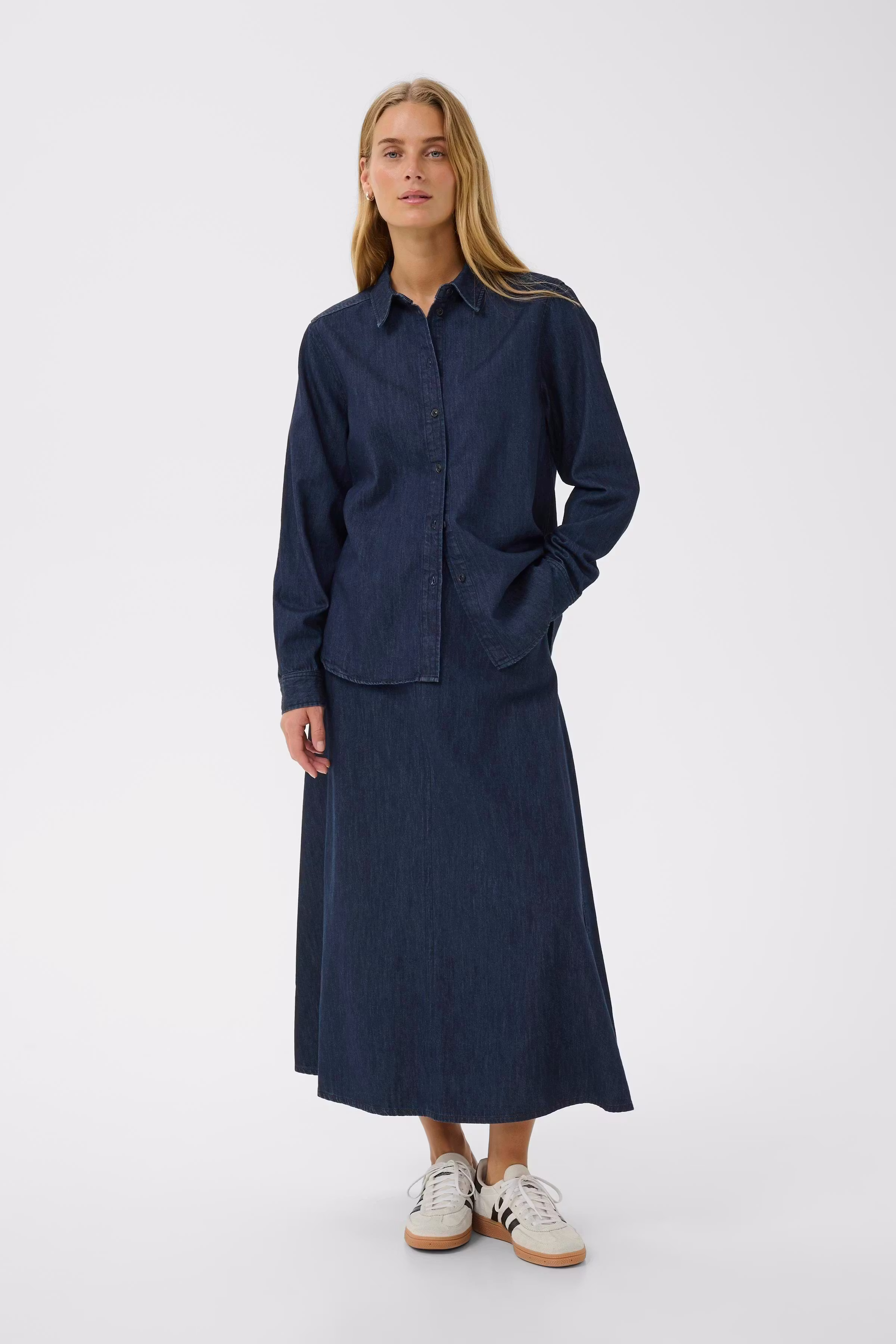 SarafiaPW Skjorte LOOKBOOK FRONT 30309970-300159