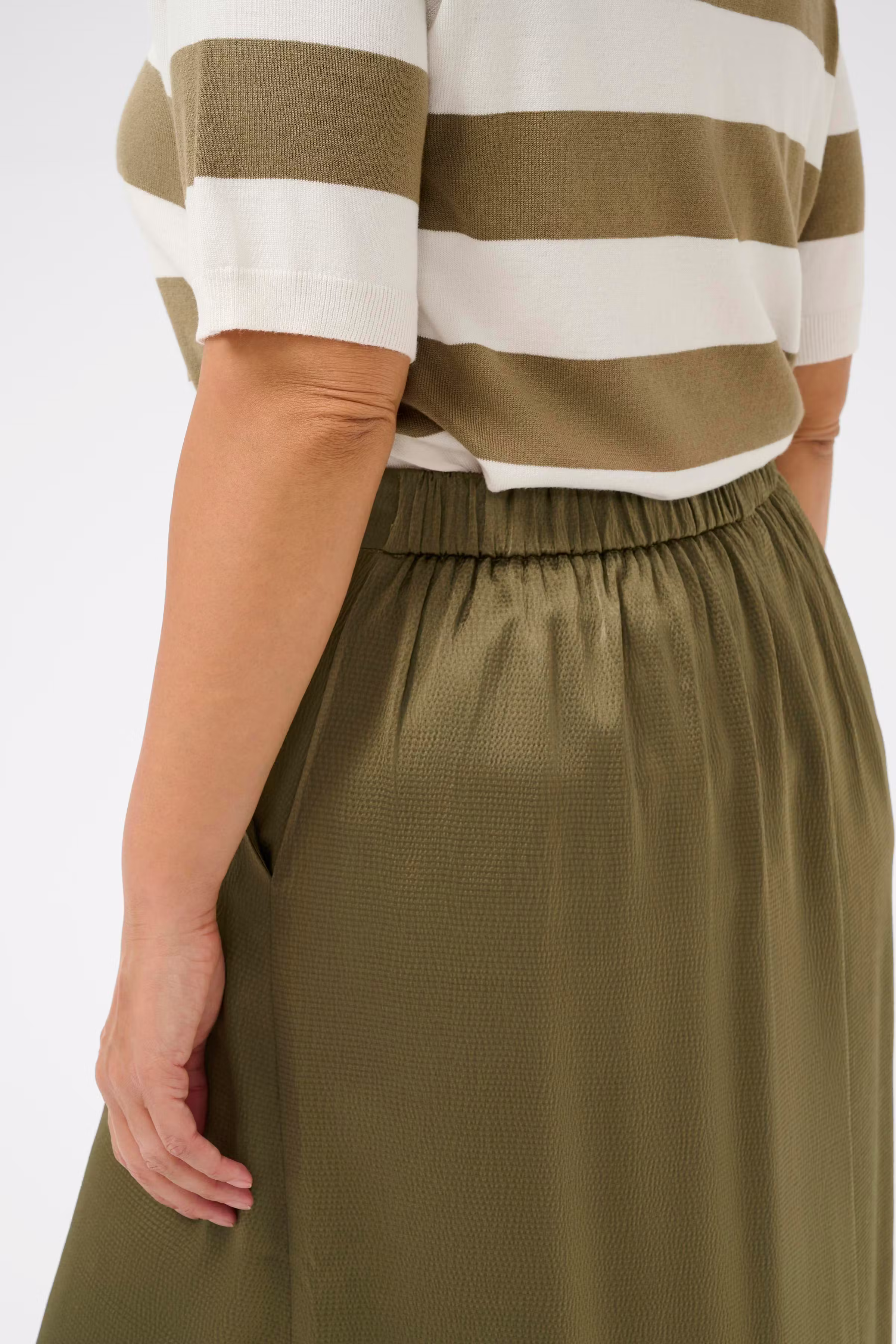 KCdina Jupe LOOKBOOK DETAIL 10582710-170517