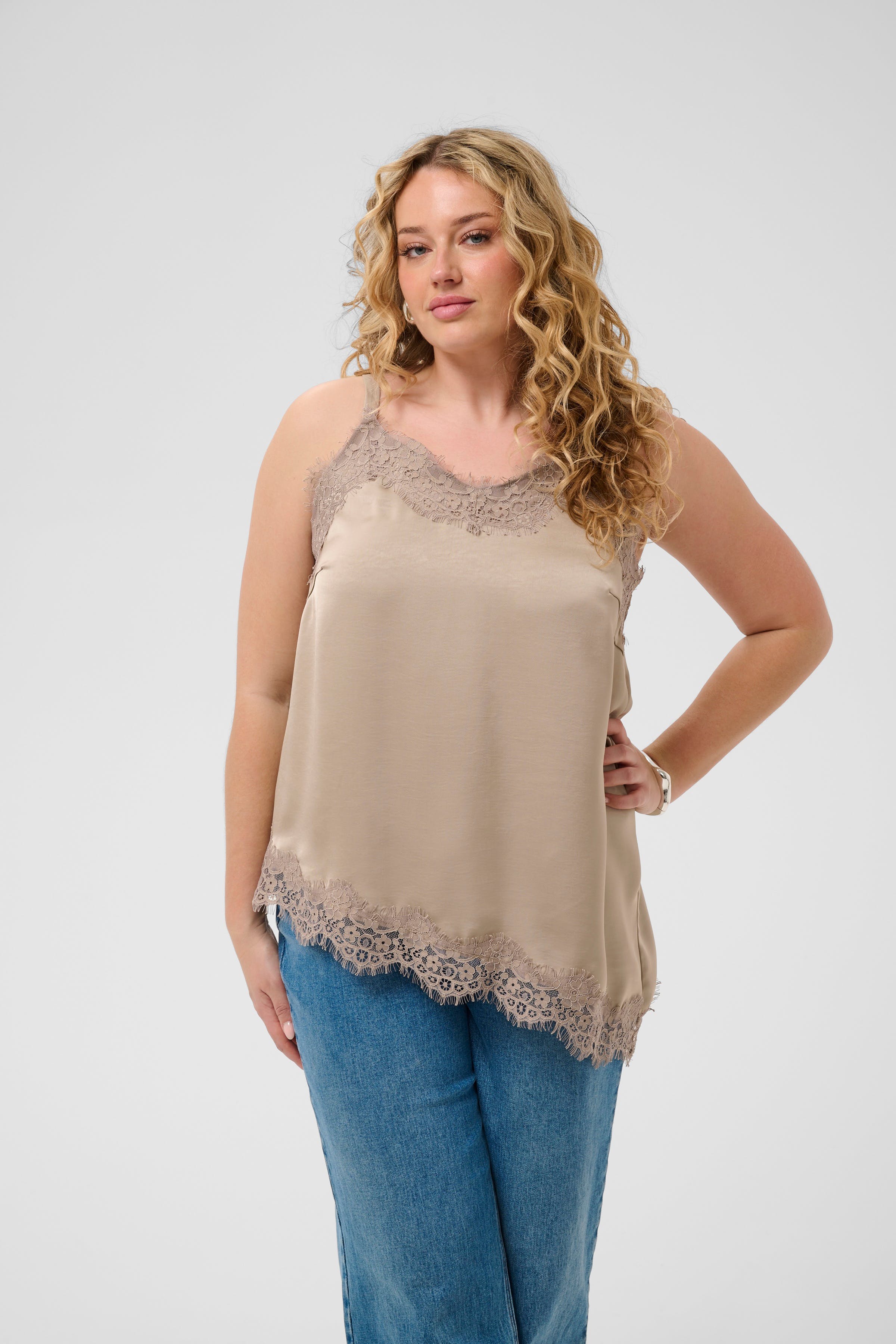 KCjanie Top LOOKBOOK FRONT 10584626-106908