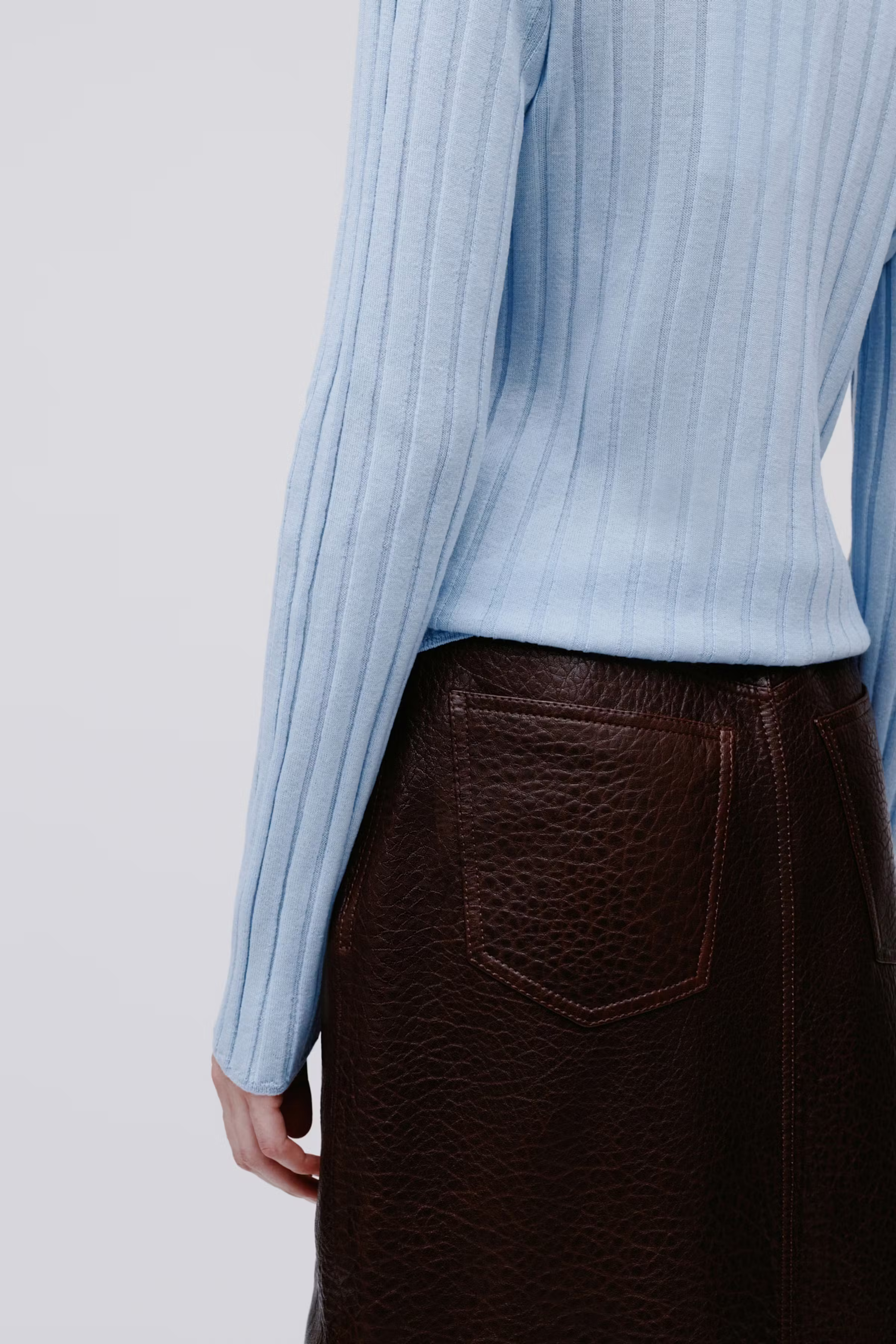 FREDERIKA Pullover LOOKBOOK BACK 30600604-BL832