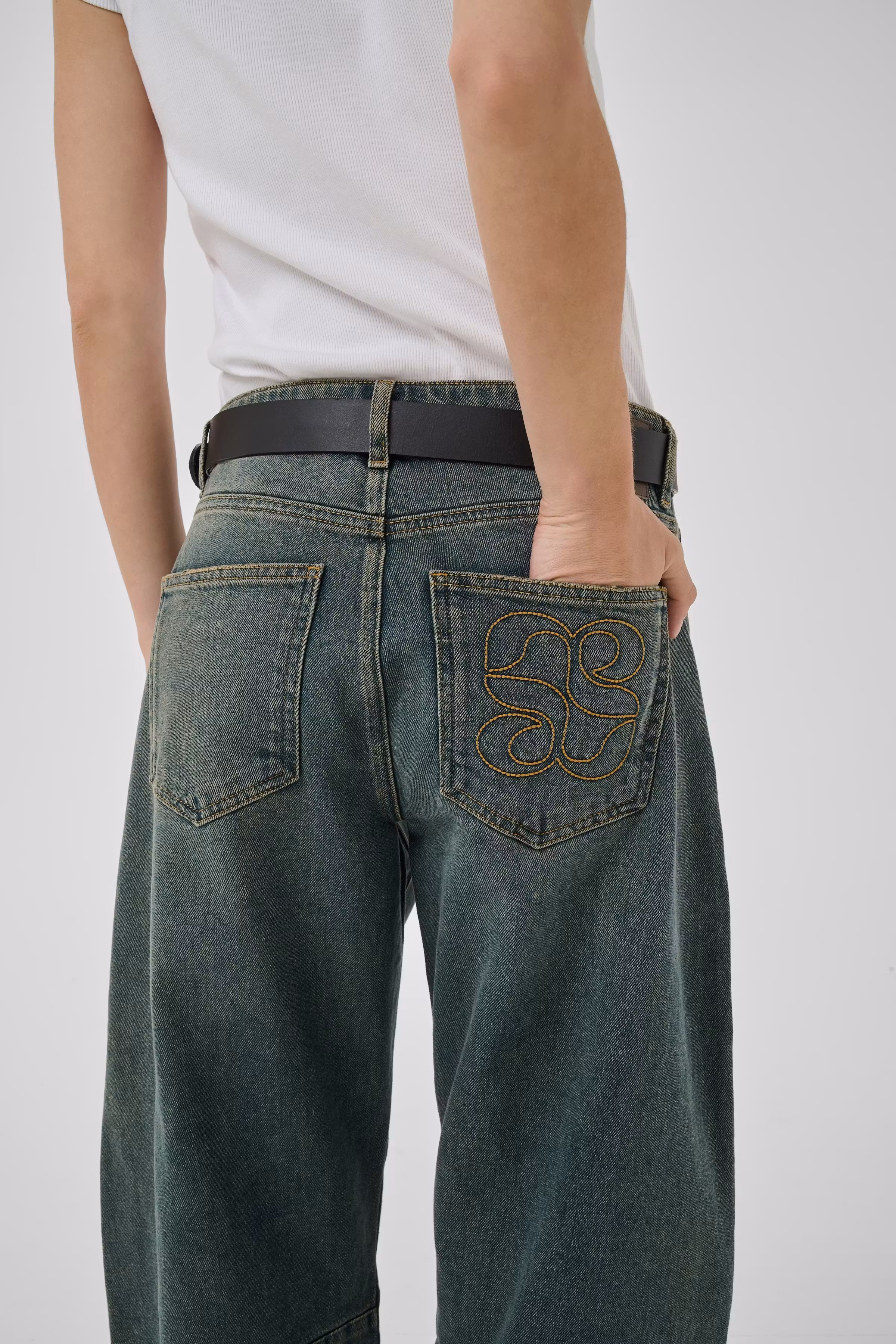 MWHottie Jeans LOOKBOOK DETAIL 10705840-100066