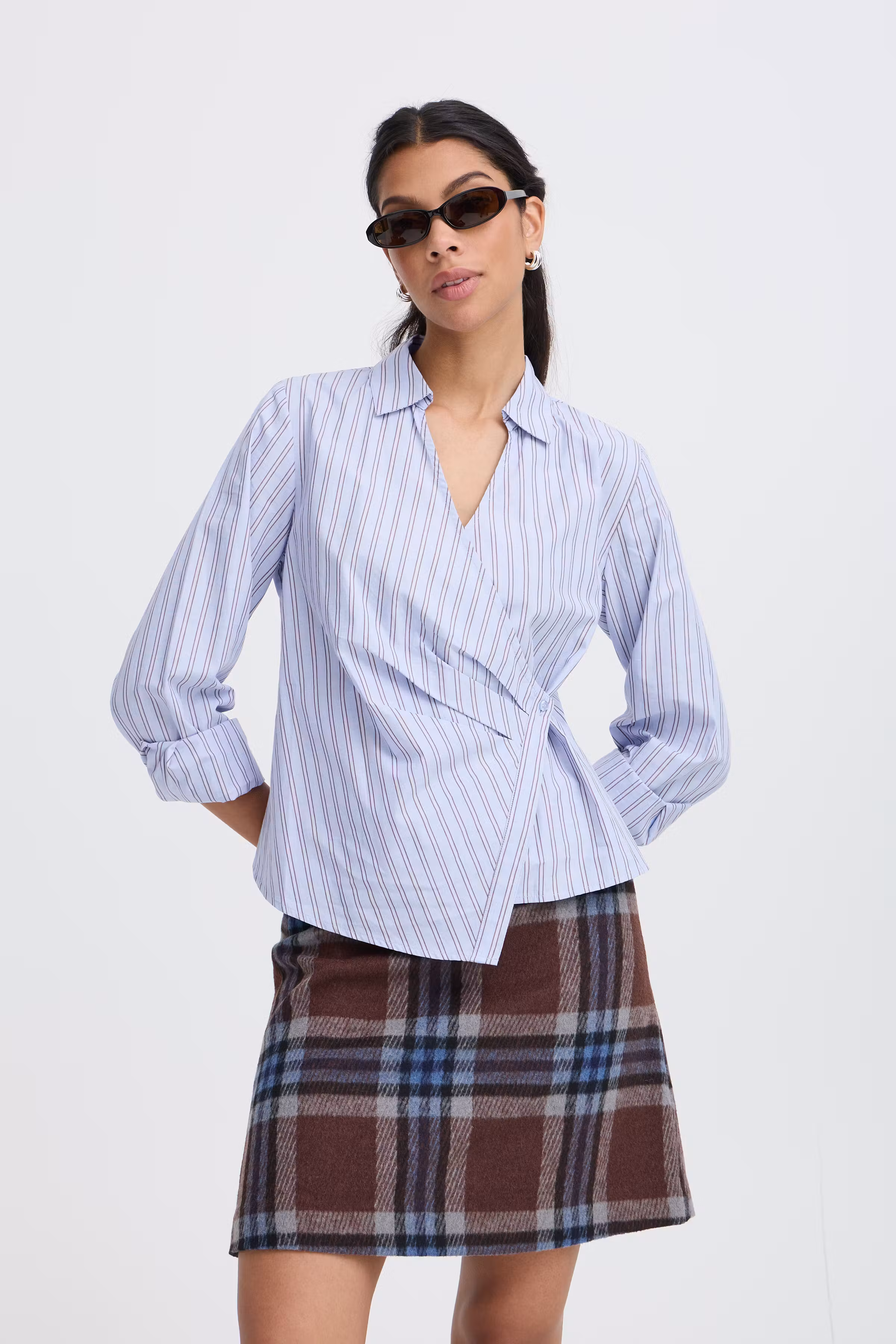 BYHENE Skjorte LOOKBOOK FRONT 20819576-900013351