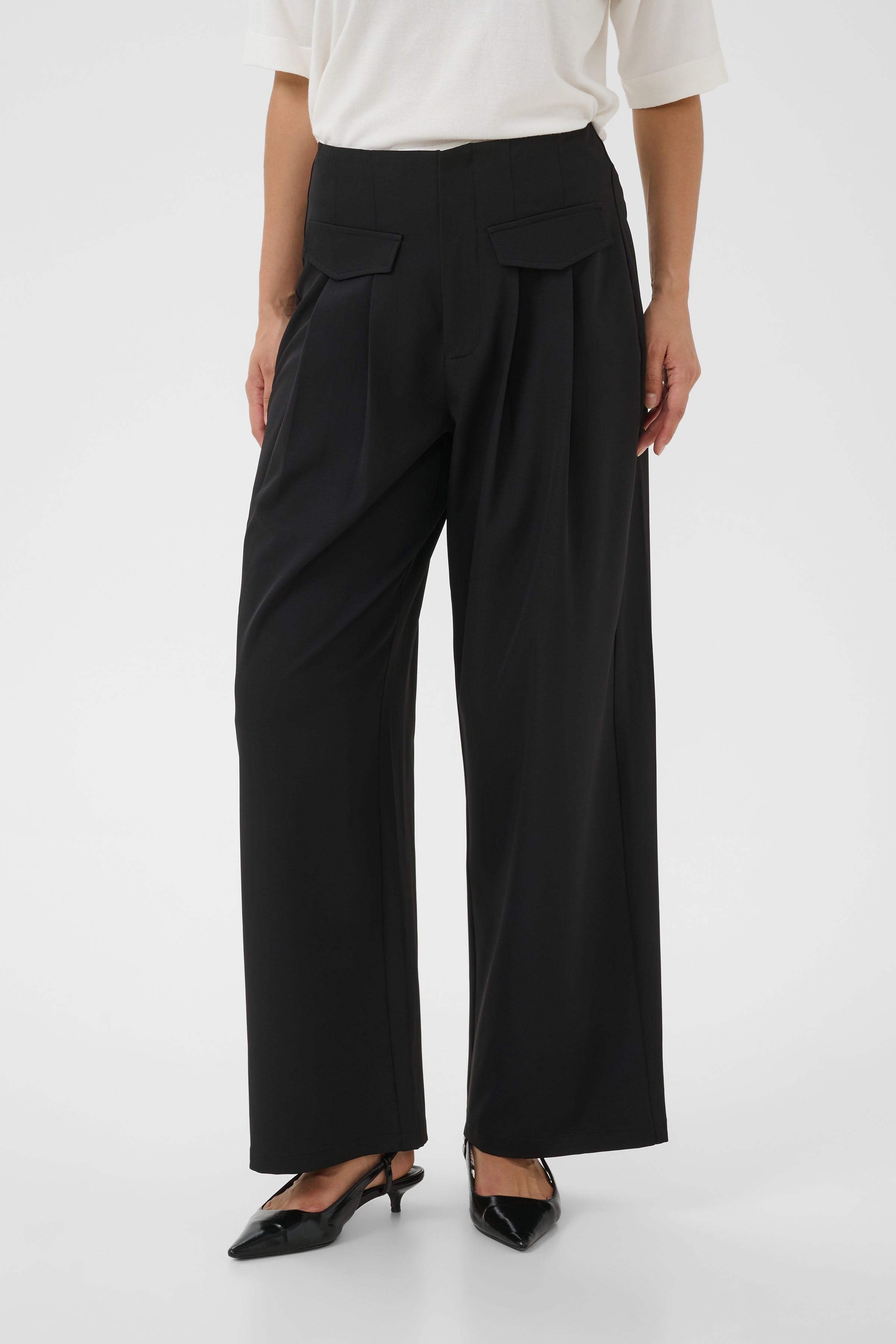 KAruna Bukser LOOKBOOK FRONT 10512973-100121