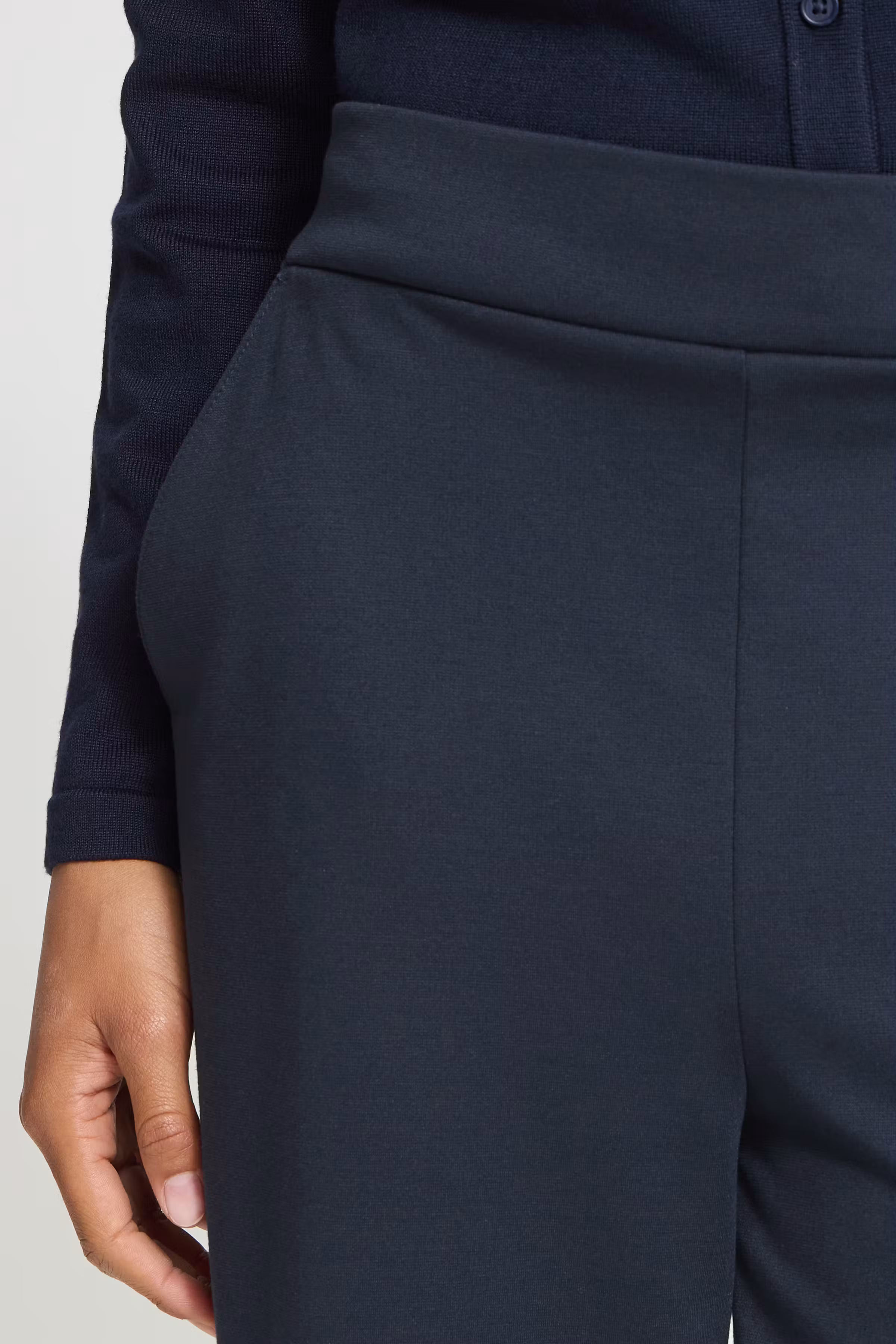 IXKATE BARREL  Bukser LOOKBOOK DETAIL 20123727-194010