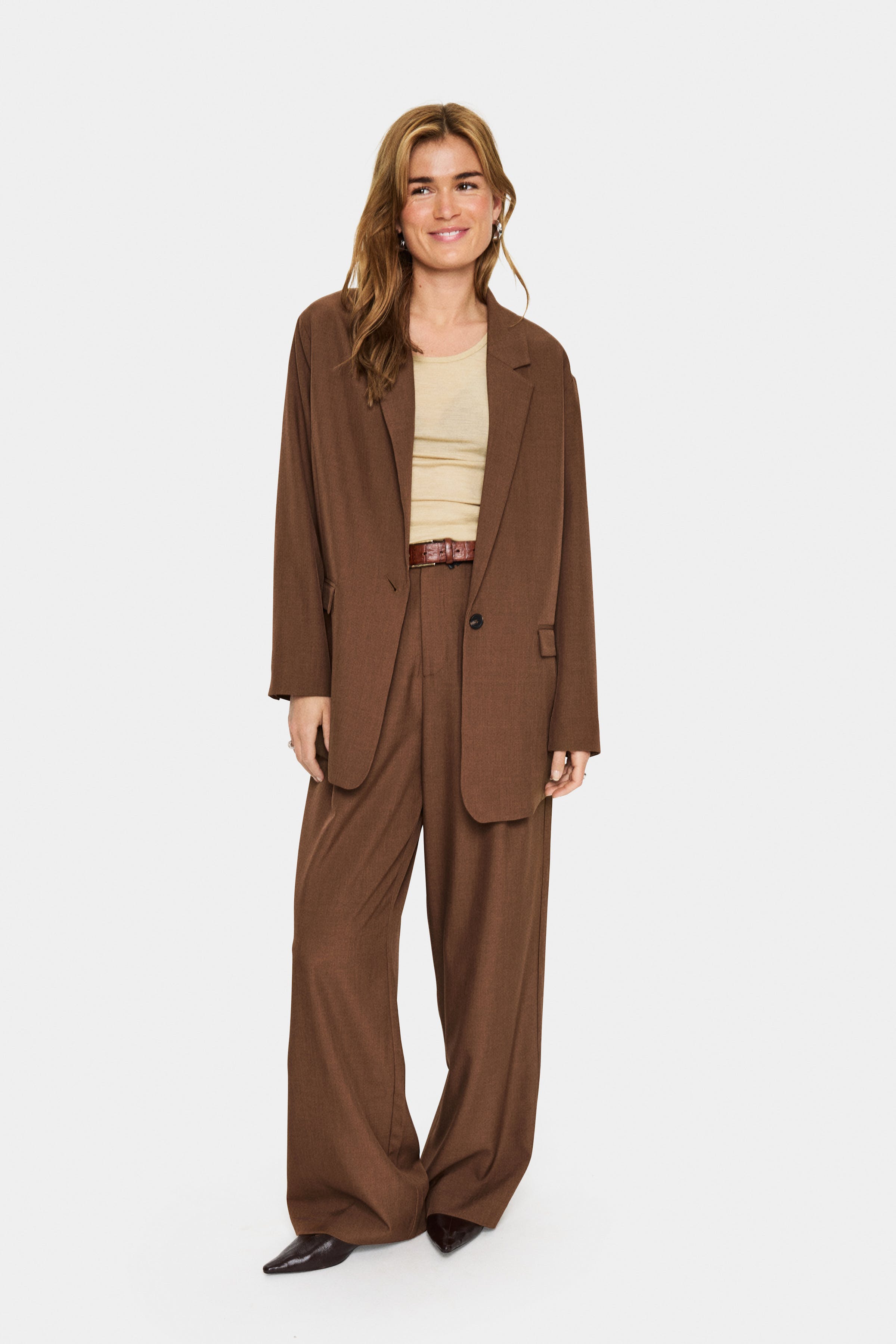 MaddisonSZ Blazer LOOKBOOK FRONT 30514417-191224