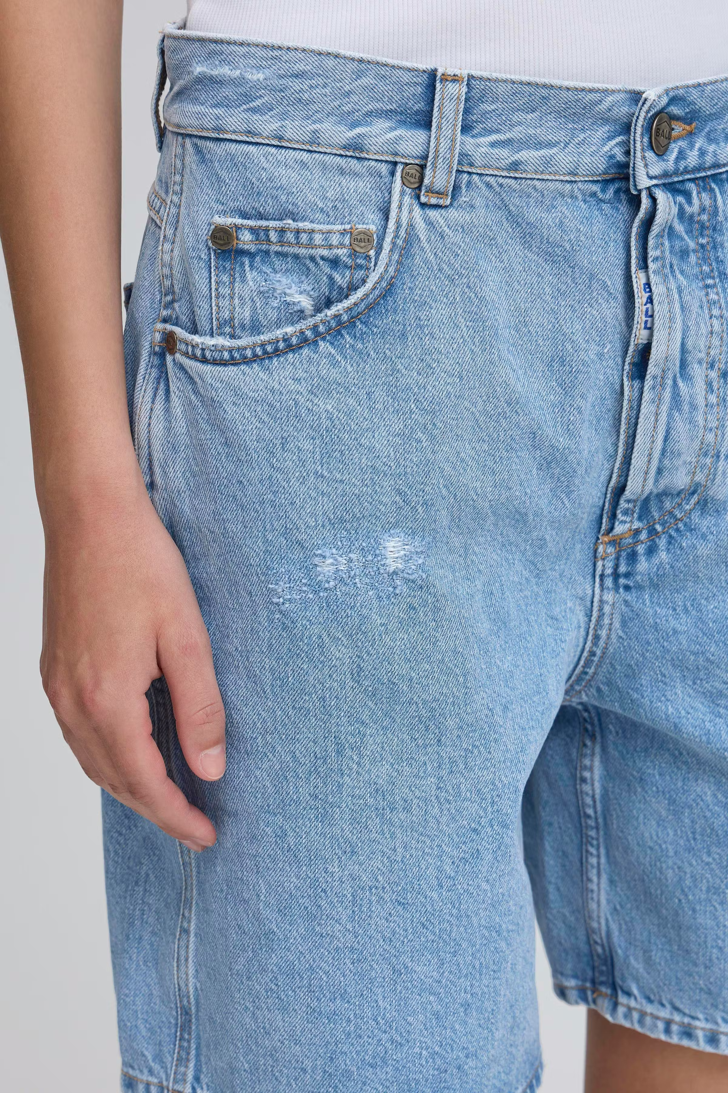 BASERRE Shorts LOOKBOOK DETAIL 50405171-204625