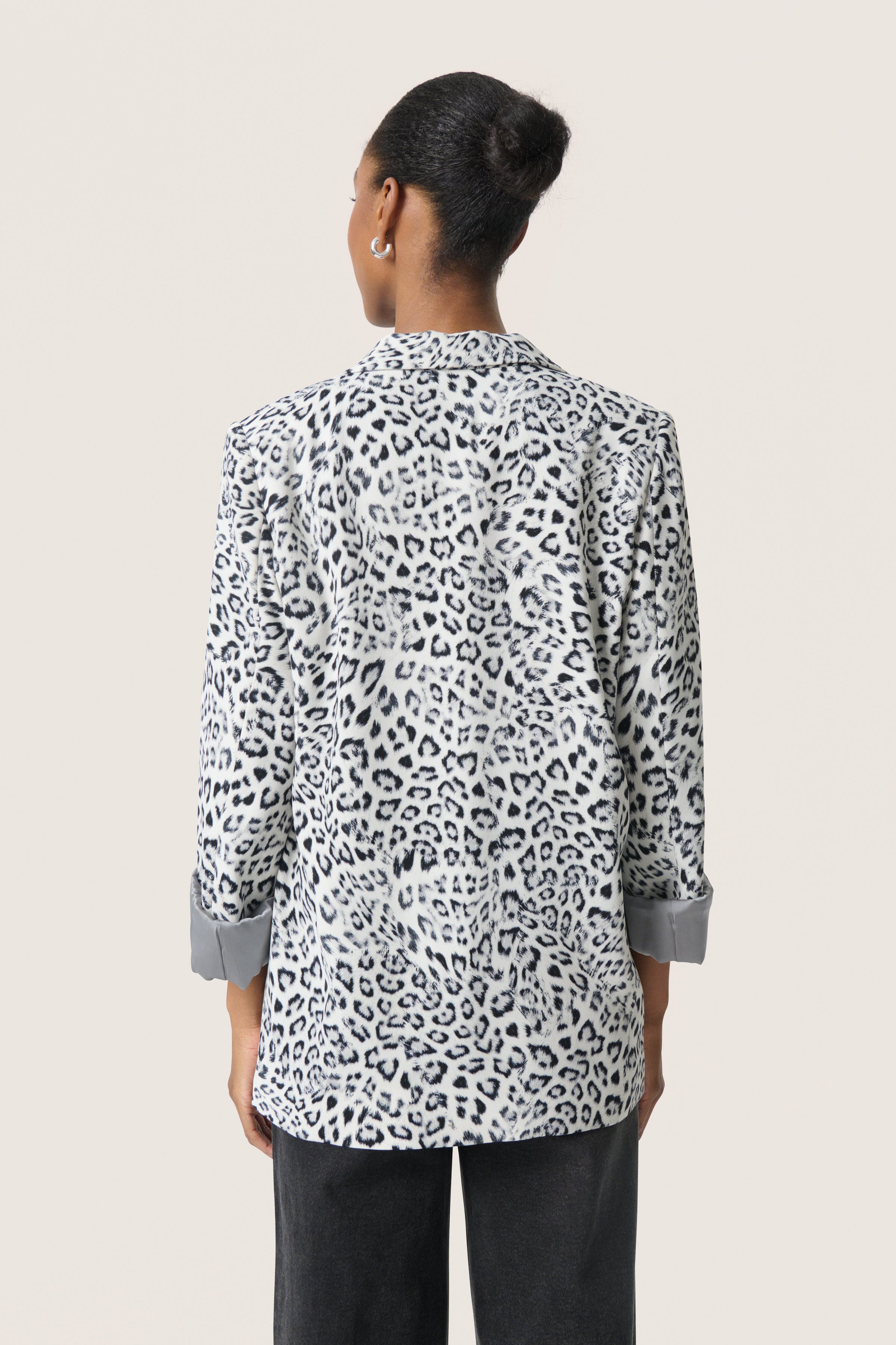 SLShirley Blazer LOOKBOOK BACK 30408730-304331