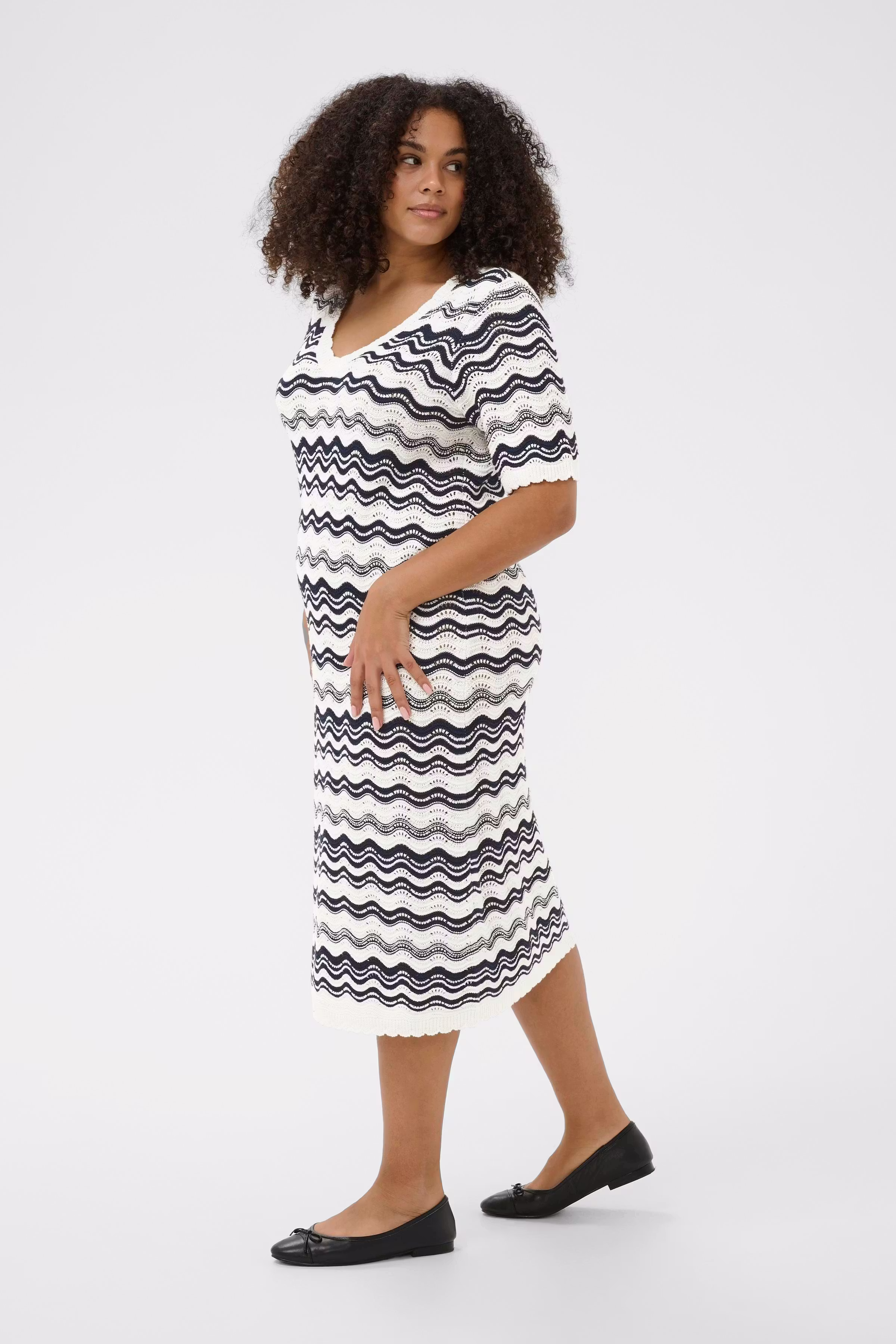 KCania Dress LOOKBOOK FRONT 10584133-109285