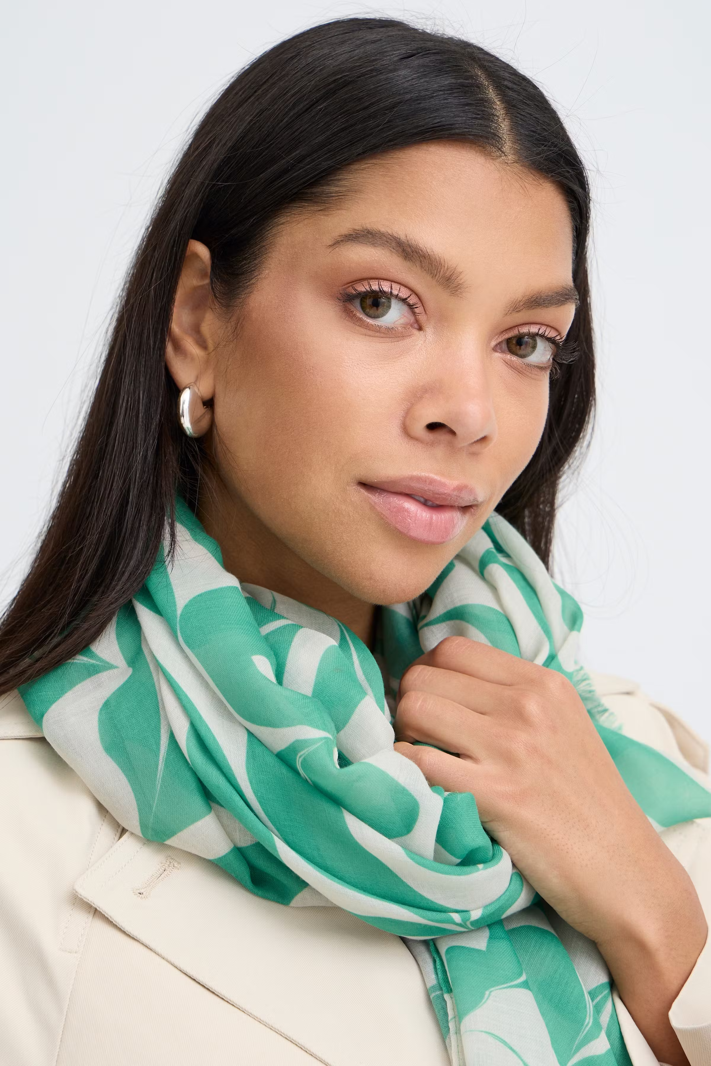 BYWALLAM Skjerf LOOKBOOK FRONT 20818519-900003618