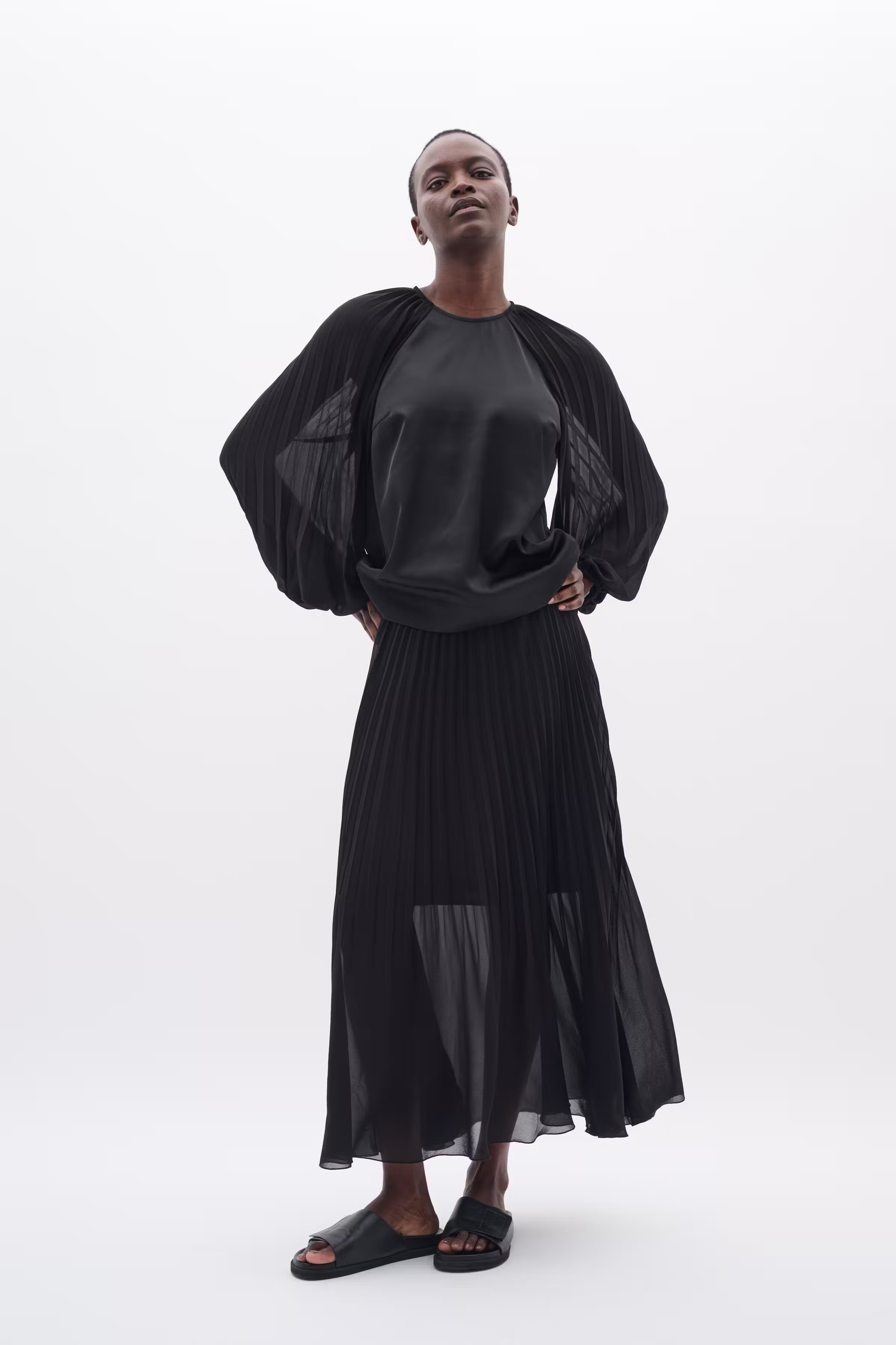 CaseyIW Rok LOOKBOOK FRONT 30110245-194008