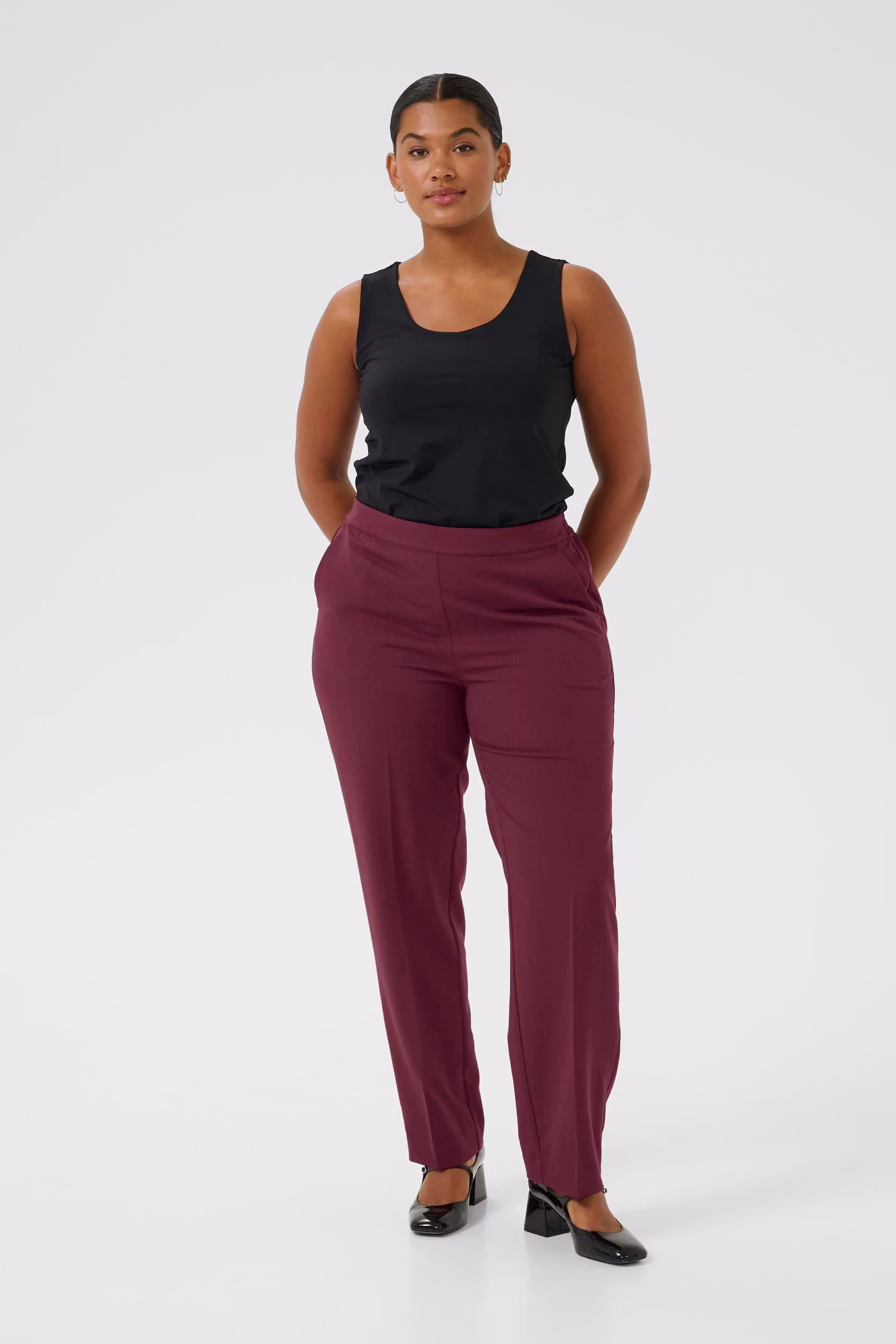 KCsakira Byxor LOOKBOOK FRONT 10581088-191528