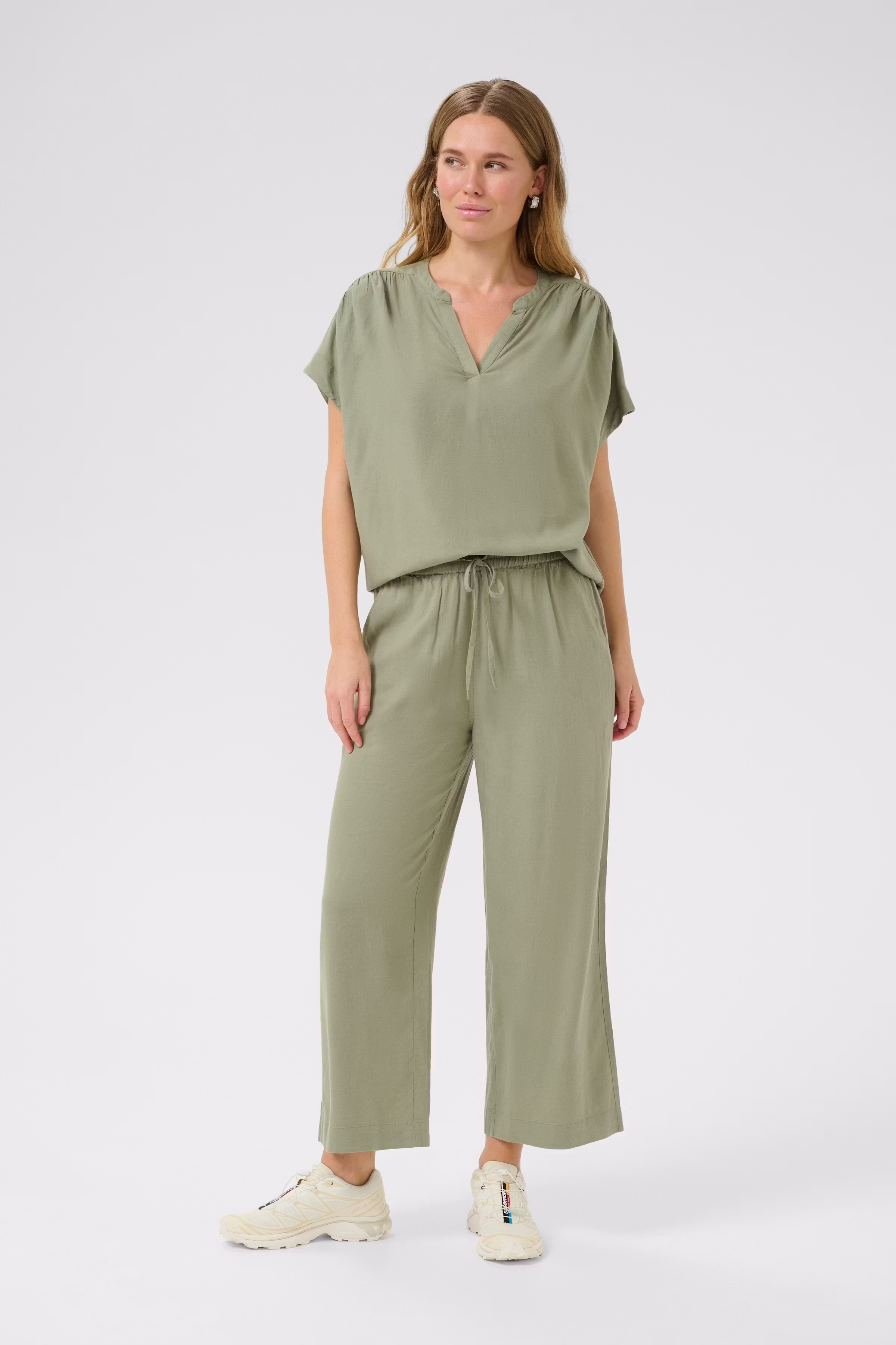 KAmilia Linen Trousers LOOKBOOK FRONT 10509666-170115