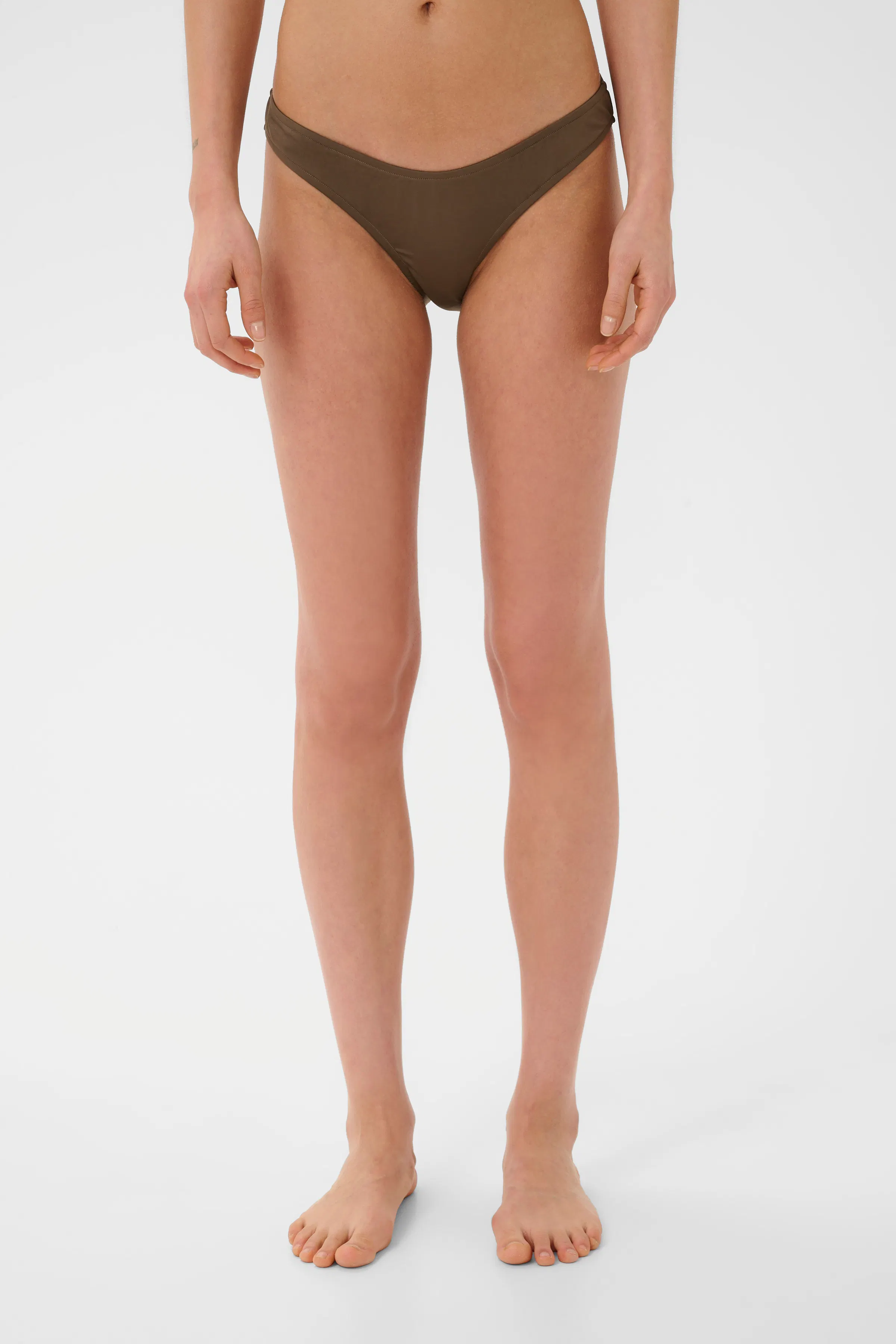 GZbrisa Bikinitrosa LOOKBOOK FRONT 10911200-190916