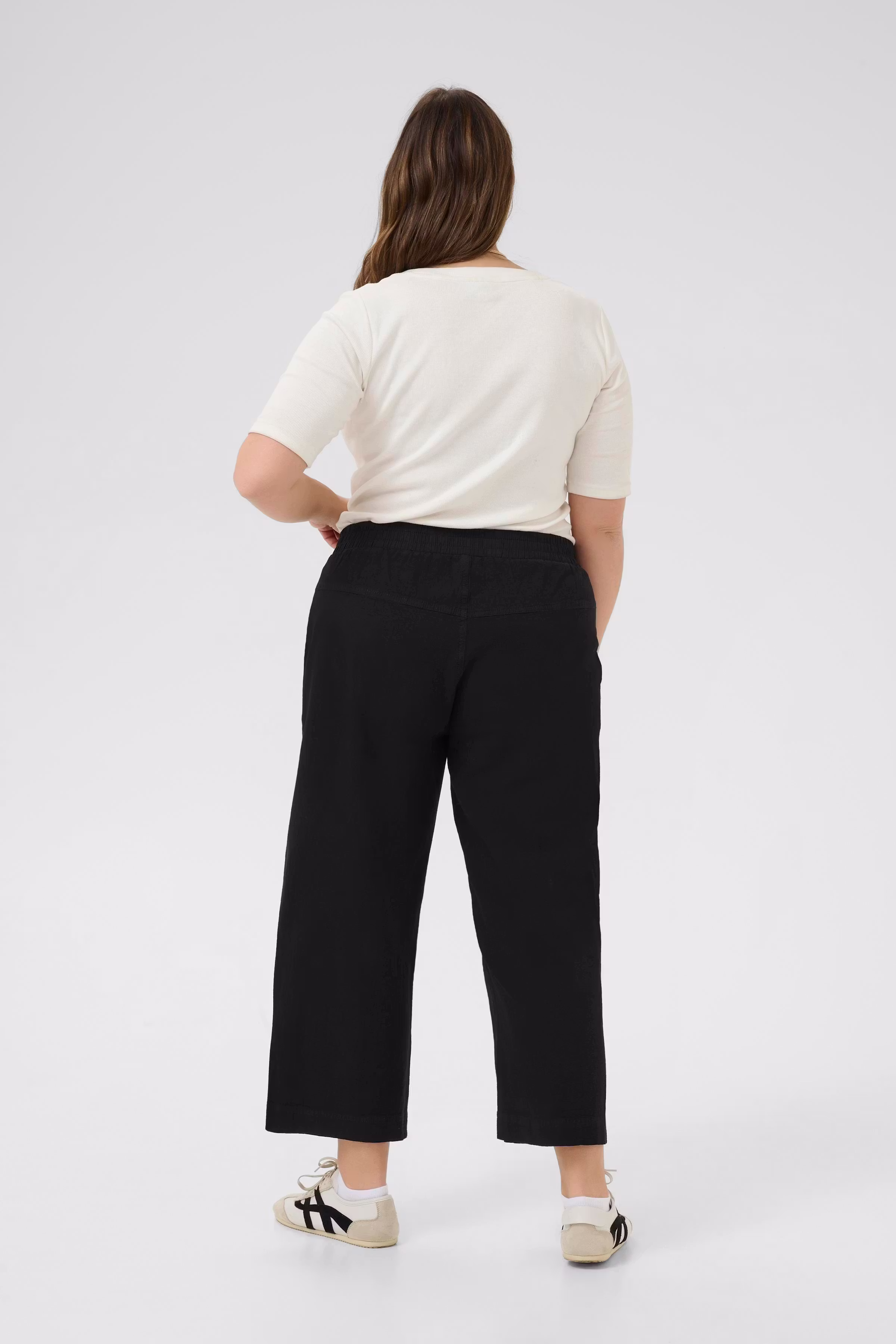 KCnana Culotte Trousers LOOKBOOK BACK 10581488-100121