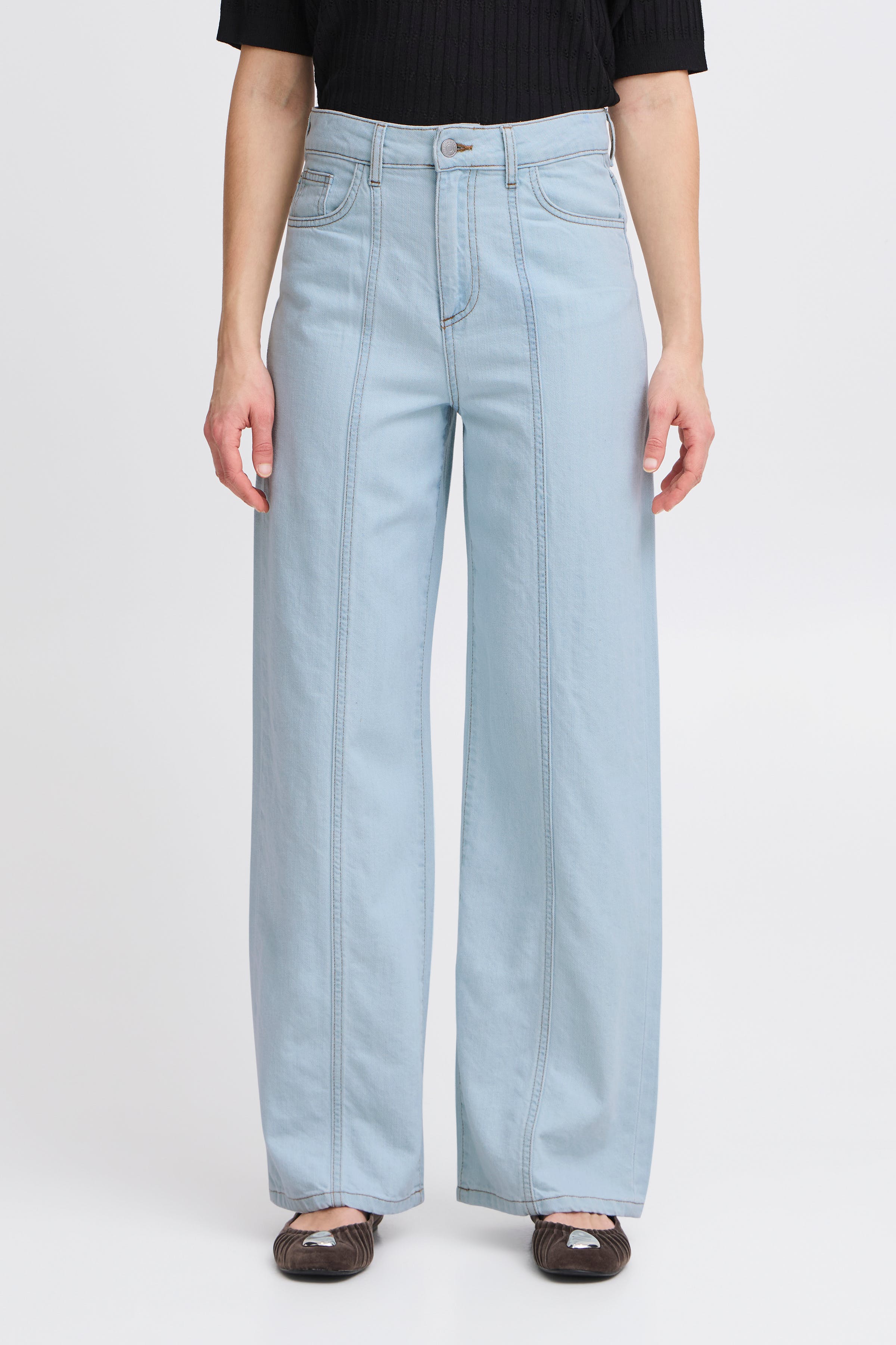 BYLONIA Jeans LOOKBOOK FRONT 20816503-200460