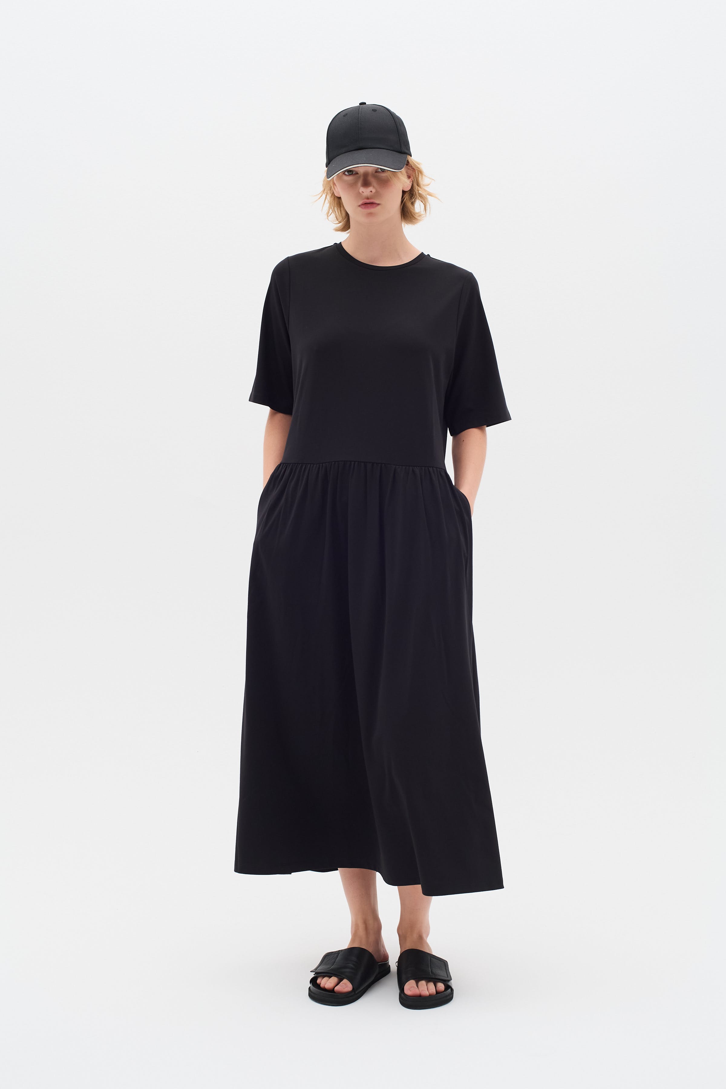 HivieraIW Dress LOOKBOOK FRONT 30110390-194008