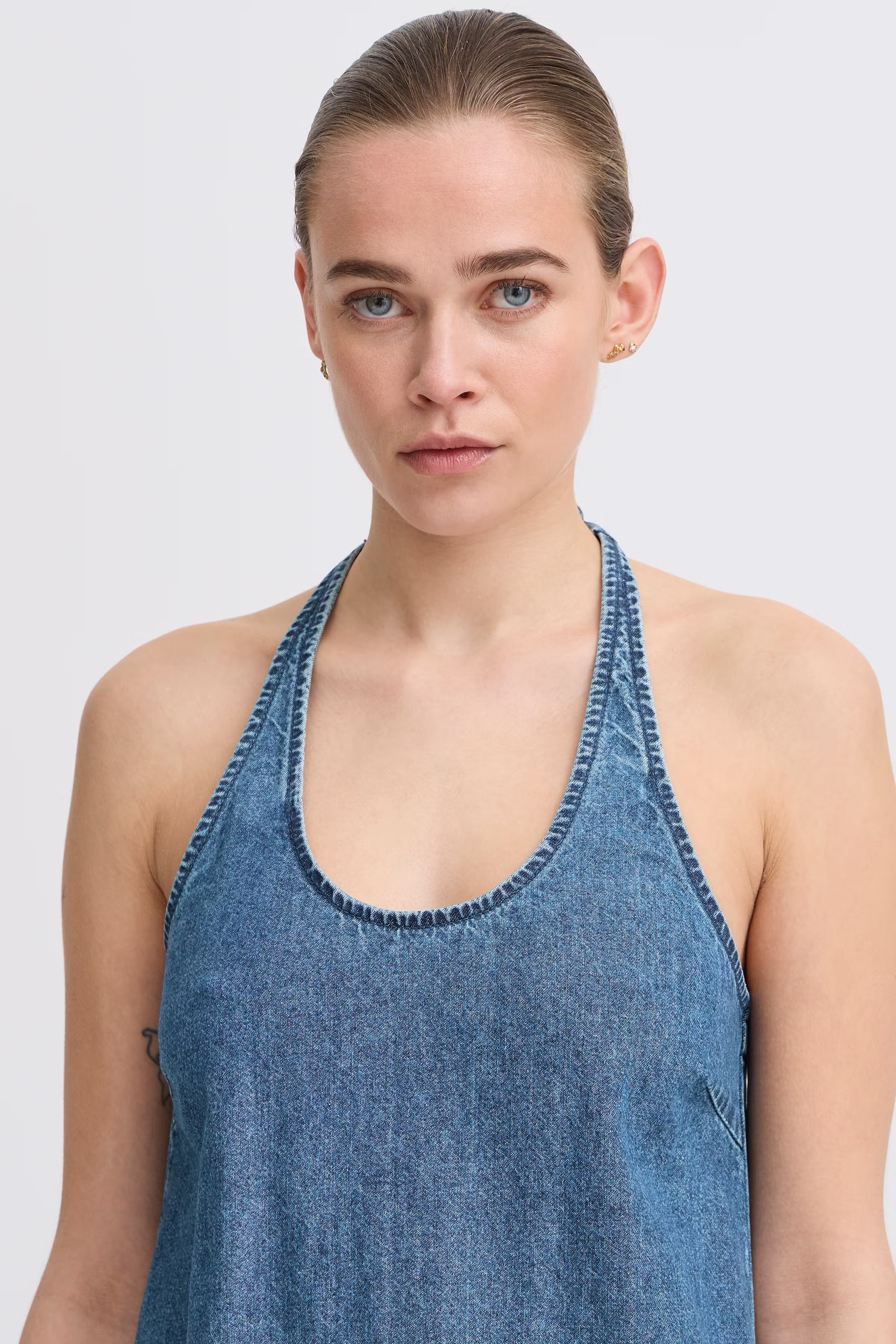 IHDALLAS Klänning LOOKBOOK DETAIL 20123211-200339