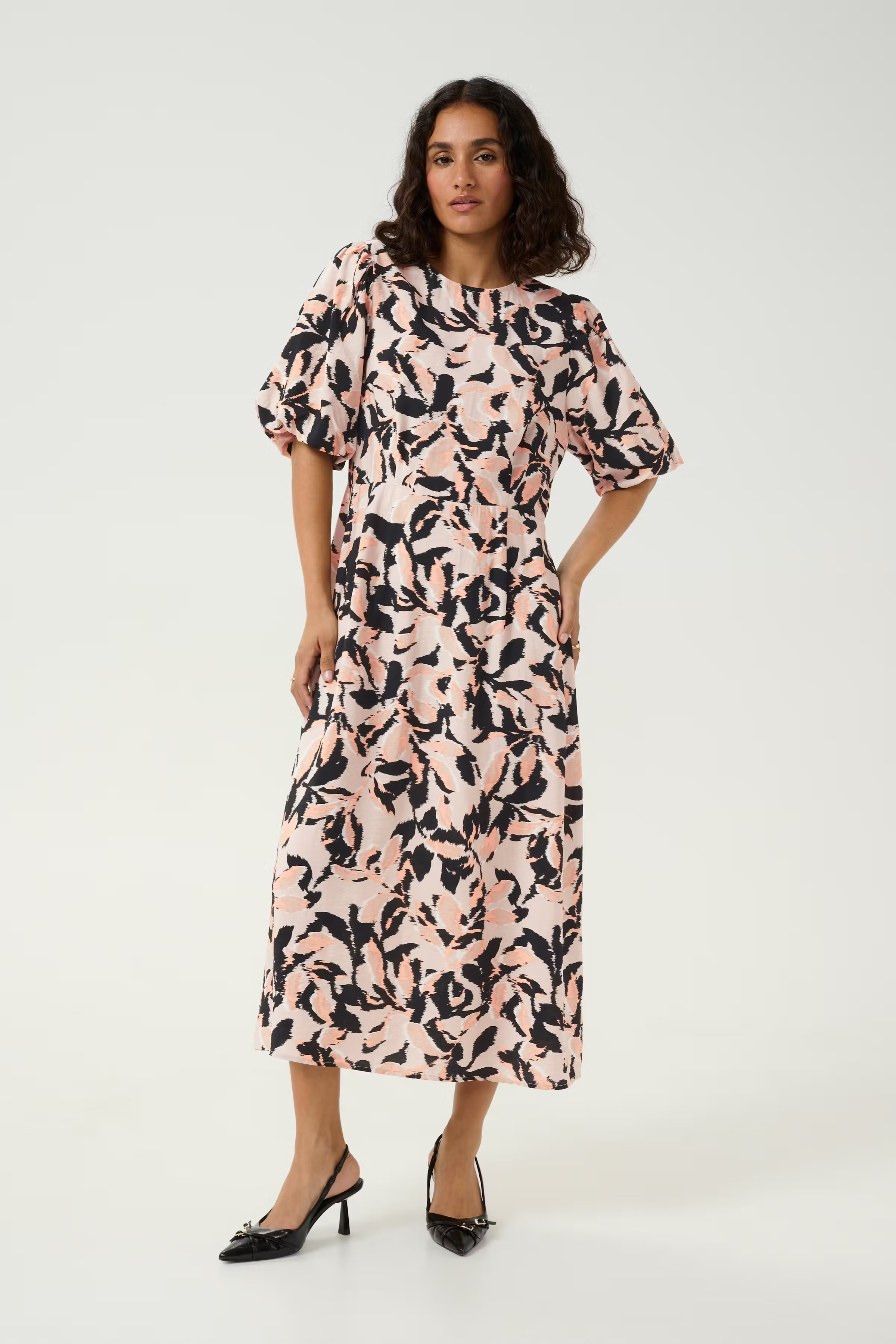 KApaco Jurk LOOKBOOK FRONT 10509643-107096