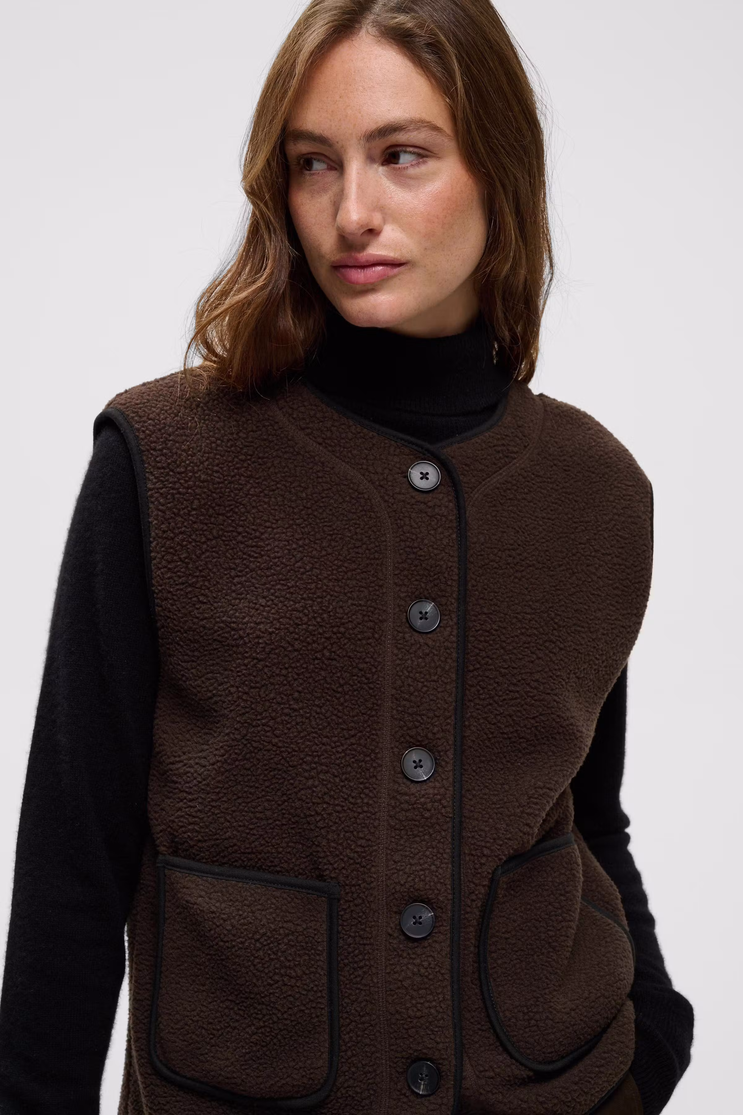 ABBINAIW Vest LOOKBOOK DETAIL 30112872-191109