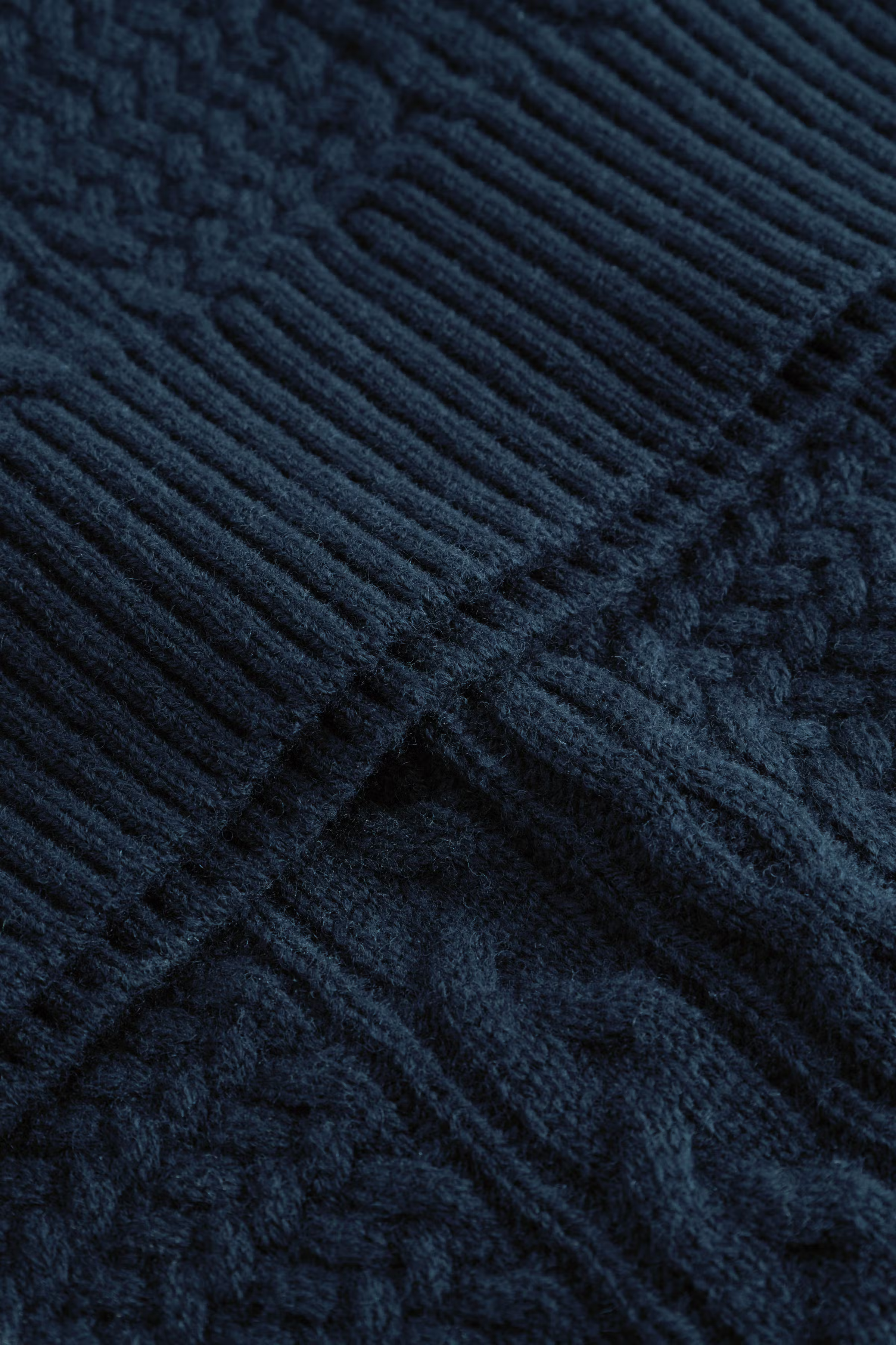 WWHolger vest PACK DETAIL 30251743-194011