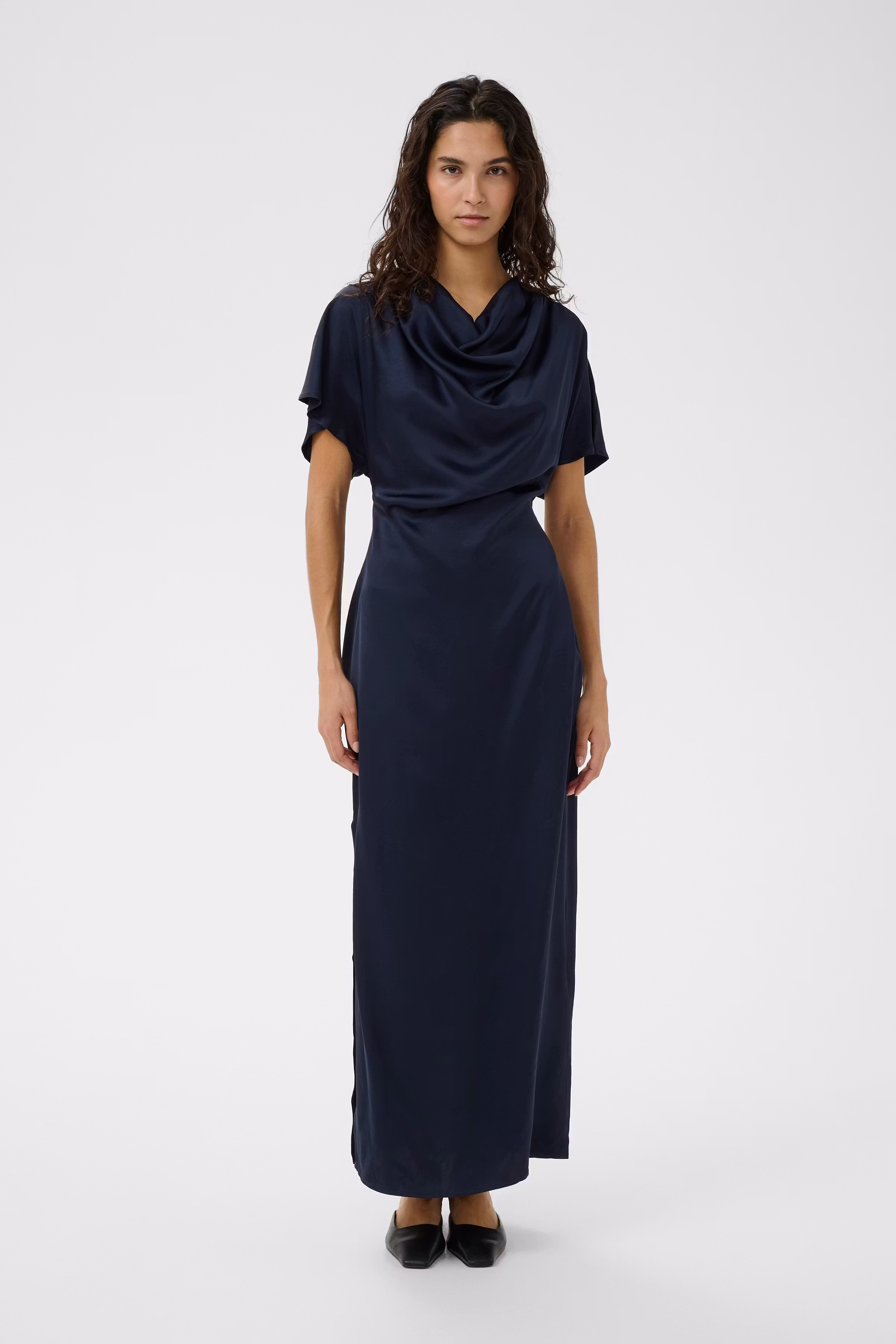 SLEvilia Kleid LOOKBOOK FRONT 30409157-193924