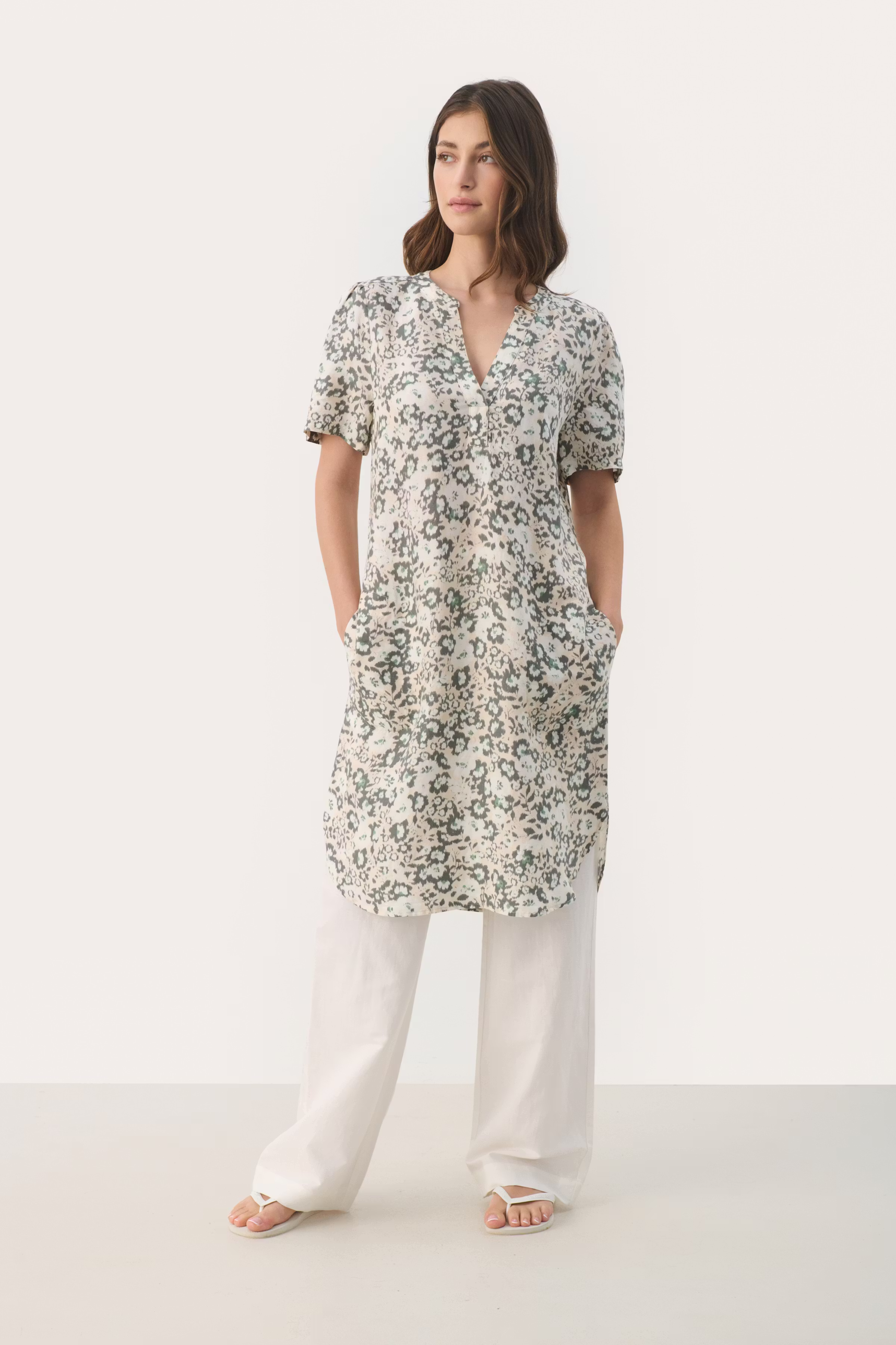 AminasePW Jurk LOOKBOOK BACK 30308973-302954