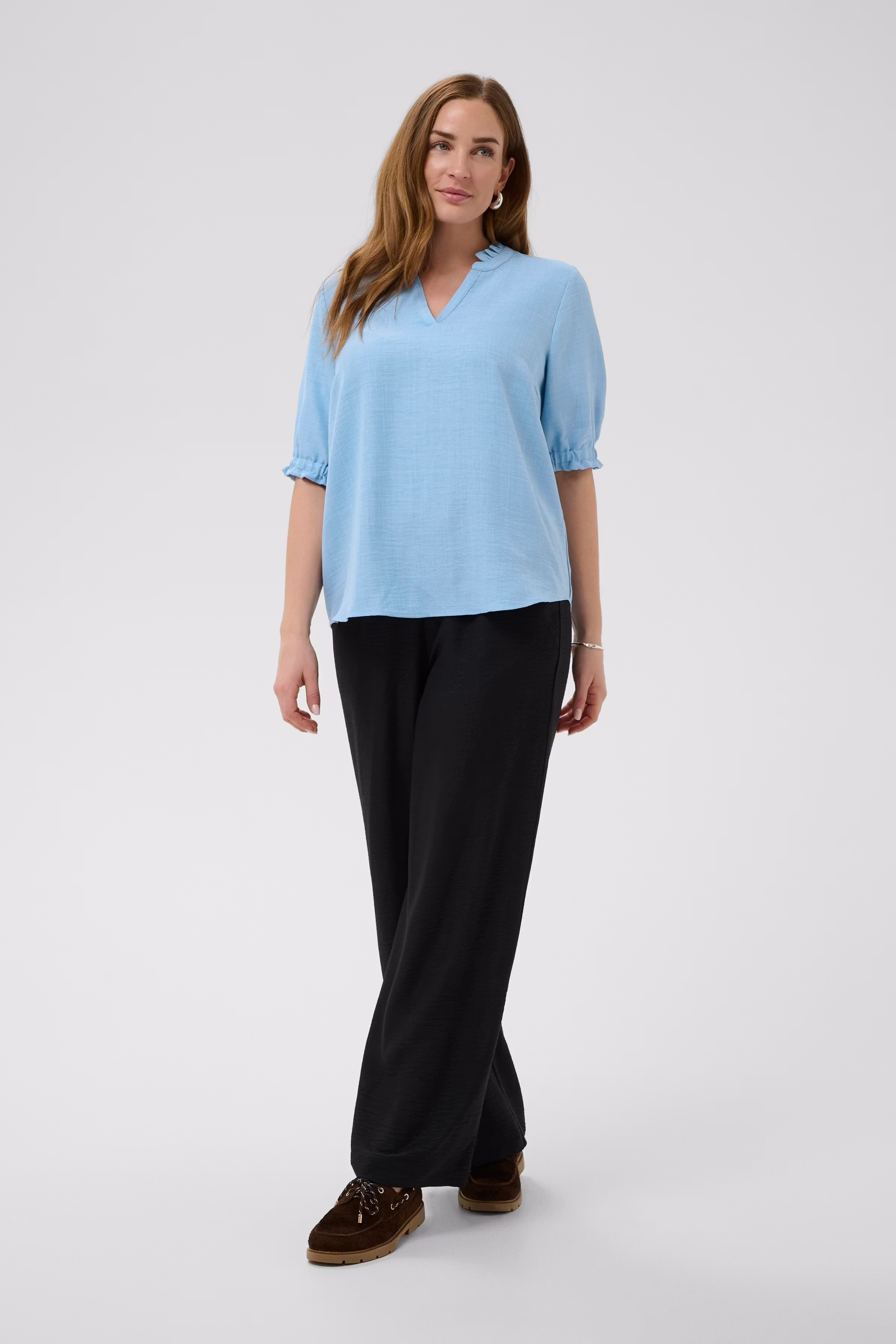 BPoda Blouse LOOKBOOK FRONT 40200027-1540311