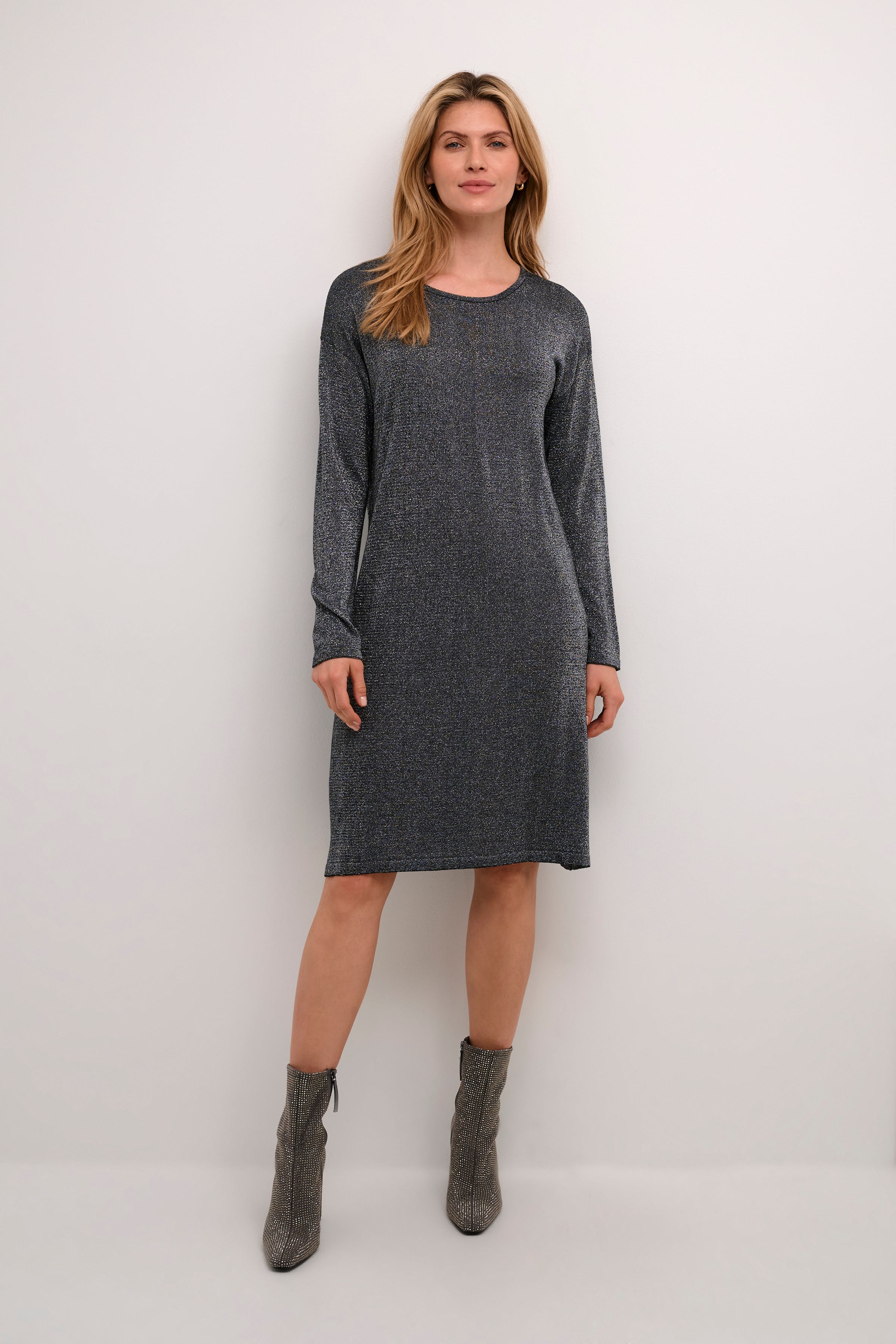 CRJolly Kleid LOOKBOOK FRONT 10612967-100120