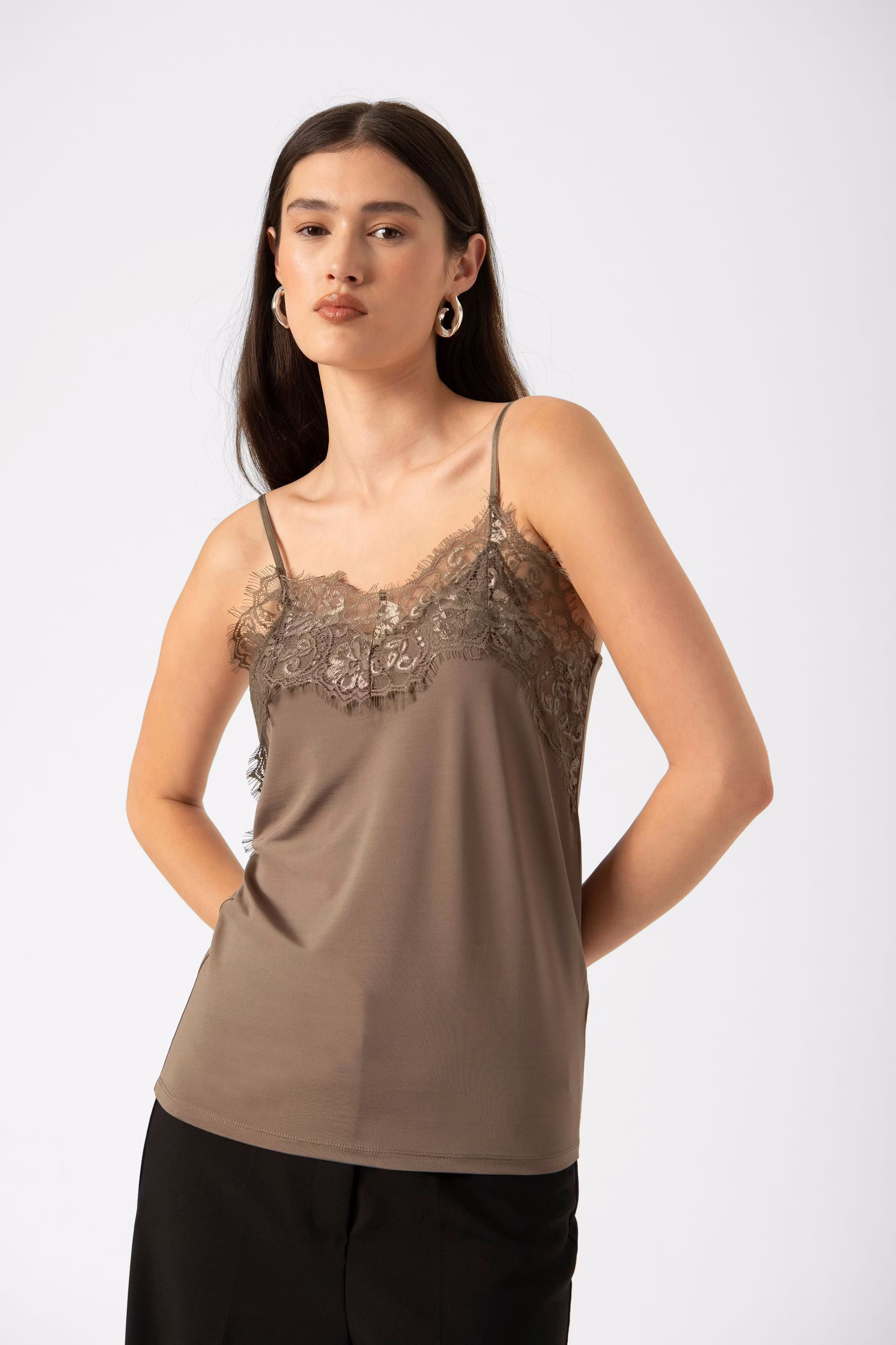 SLClara Underkläder LOOKBOOK FRONT 30403547-190808