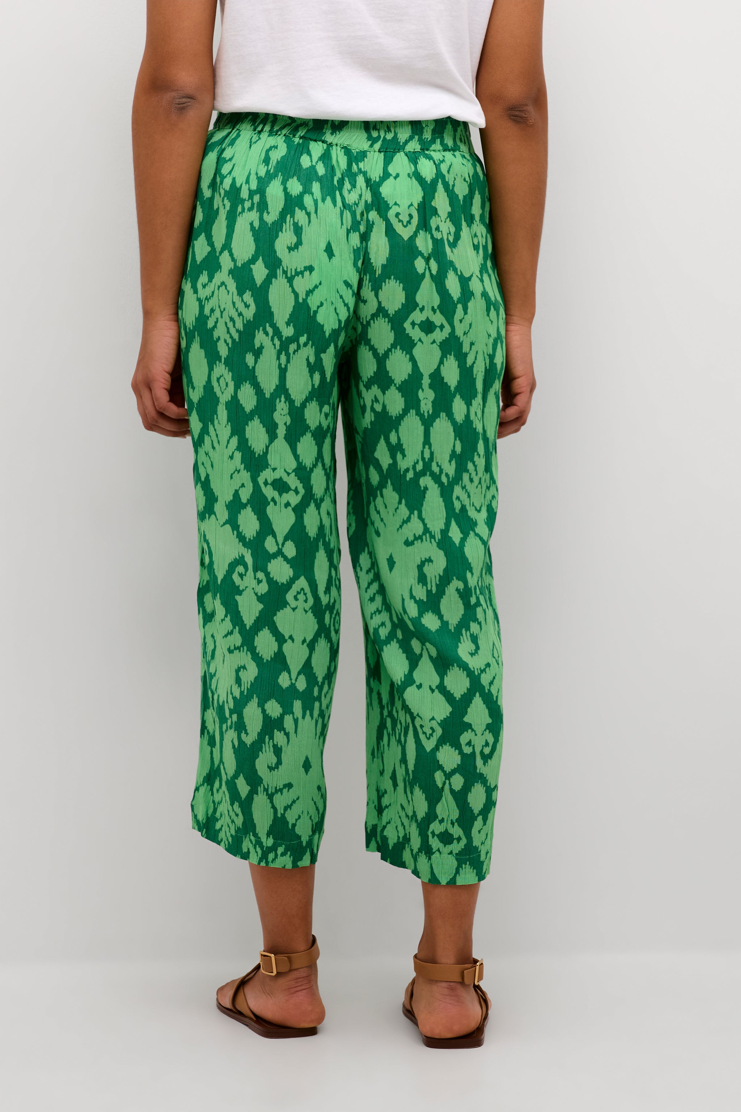 BPulla Trousers LOOKBOOK BACK 10590456-106048B