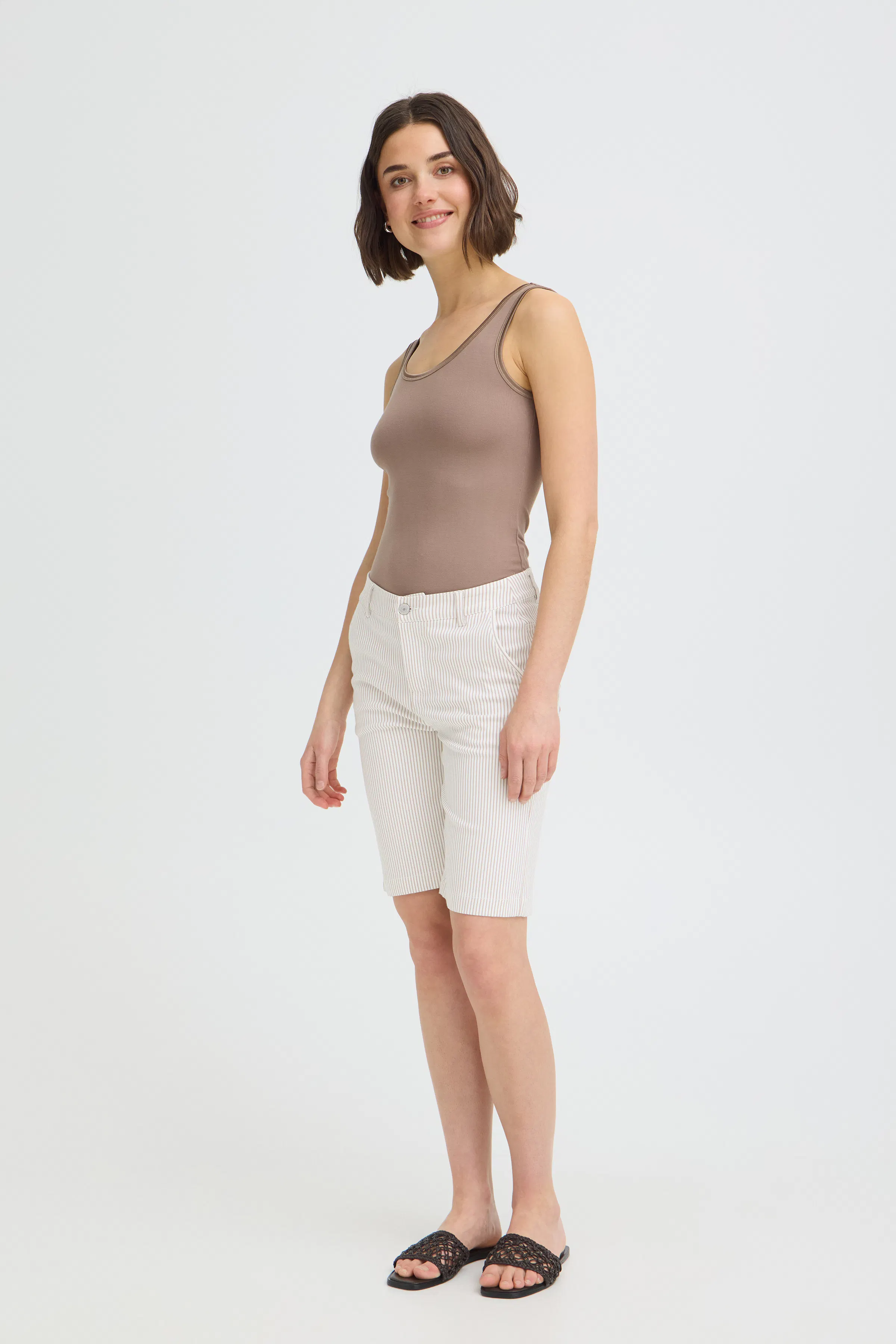 FRENA Shorts LOOKBOOK FRONT 20617768-900008422