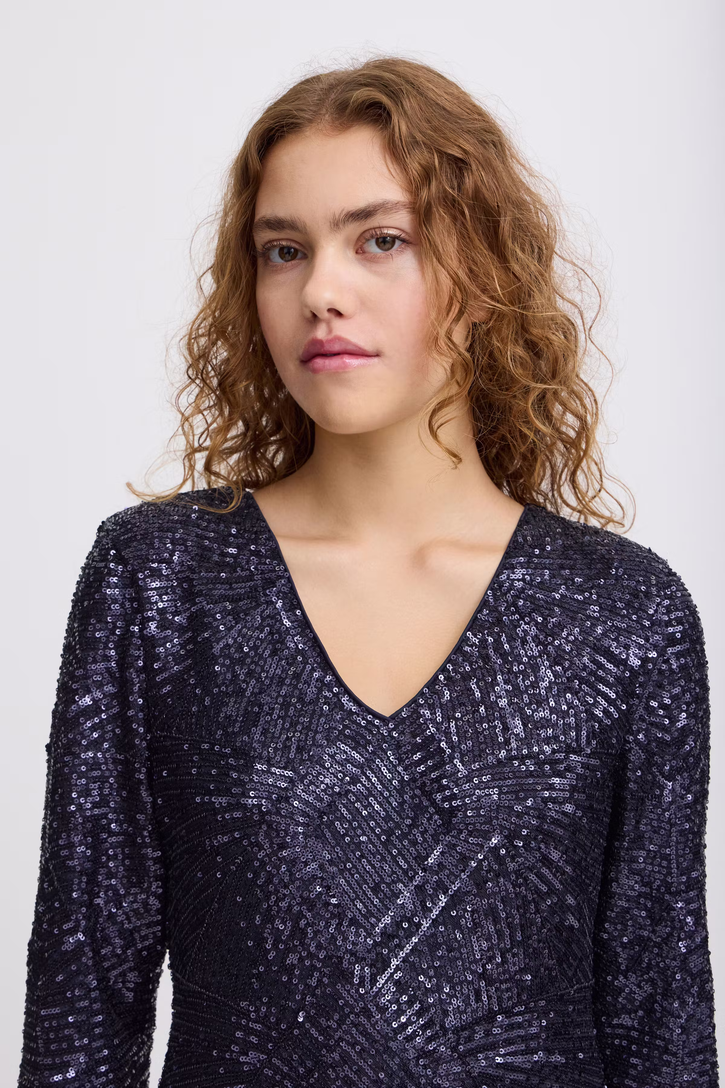IHFAUCA Kjole LOOKBOOK DETAIL 20122144-193831