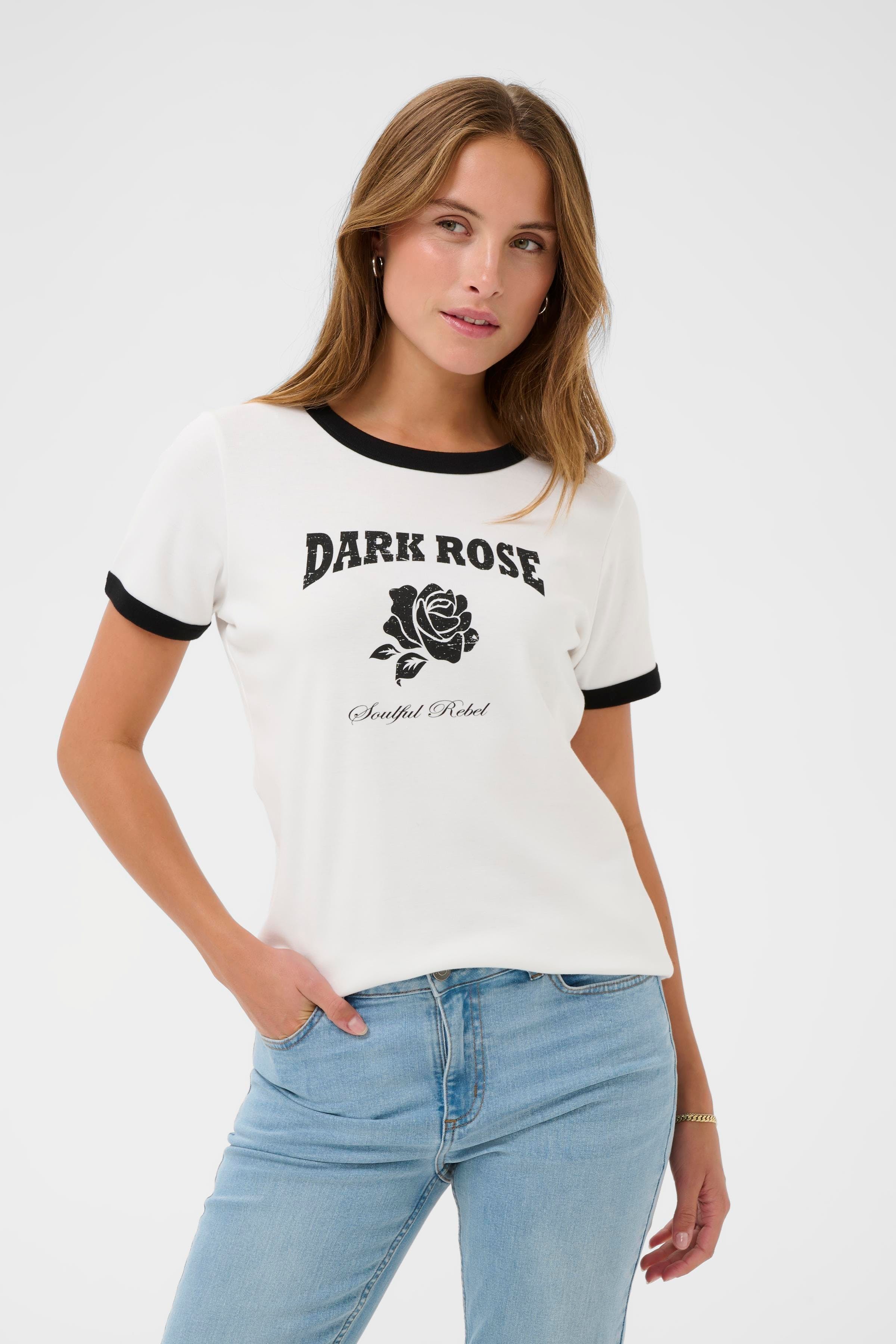 KAolivia T-shirt LOOKBOOK FRONT 10511186-110602