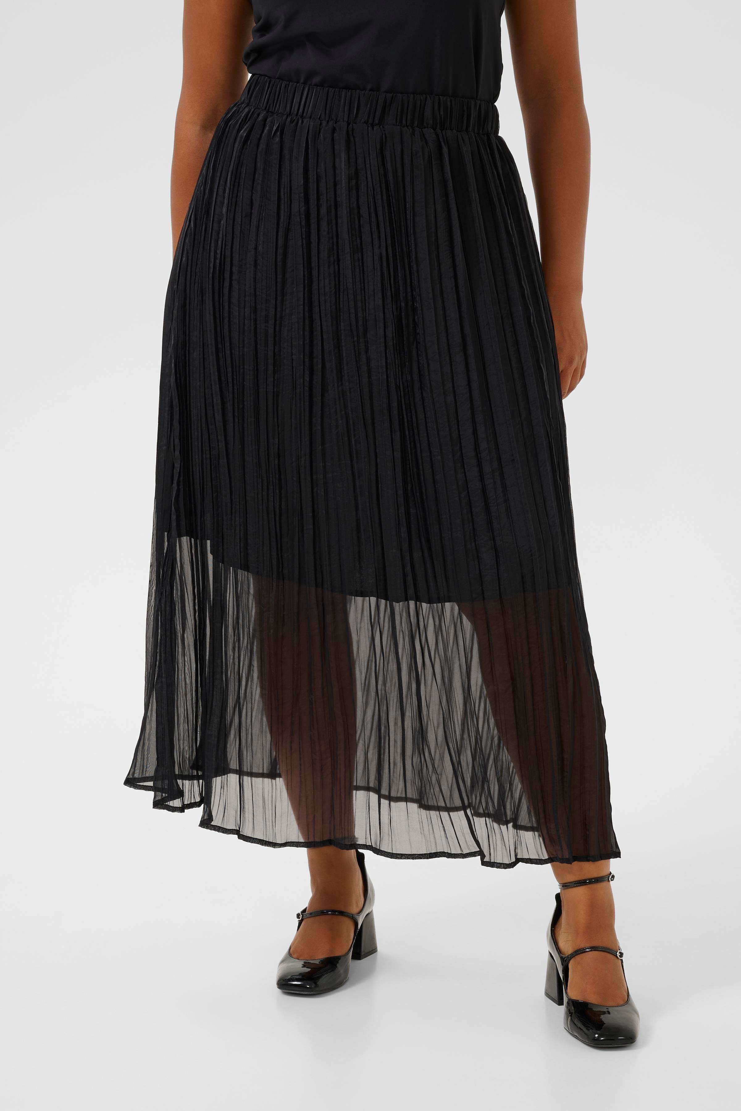 KCperi Skirt LOOKBOOK FRONT 10583636-100121