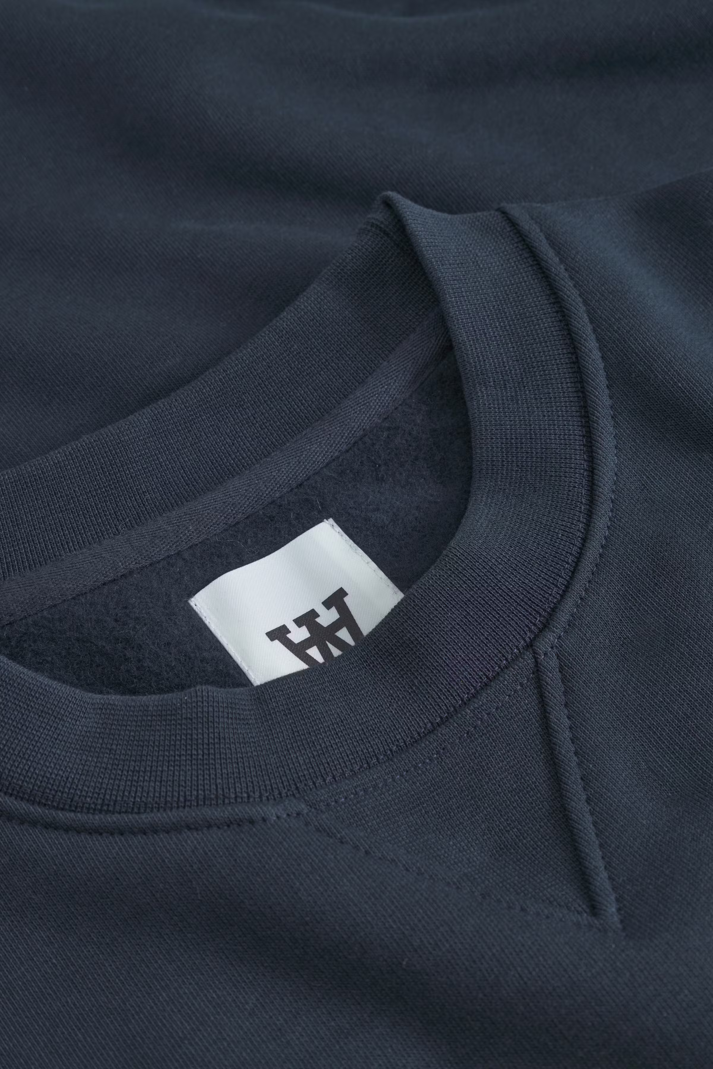 WWTye Sweatshirt PACK DETAIL 30251378-194011