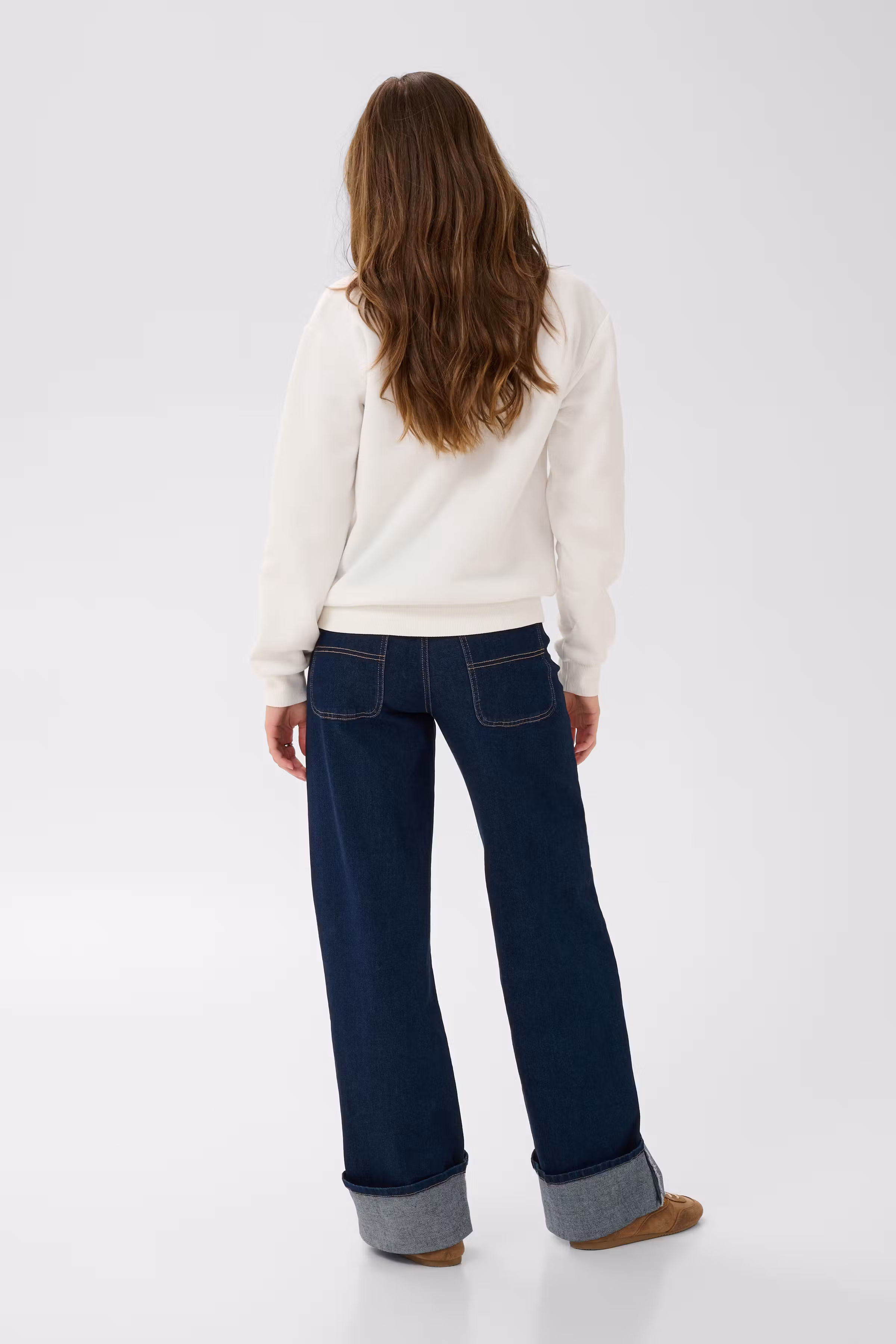 KAalice Sweatshirt LOOKBOOK BACK 10513262-110701