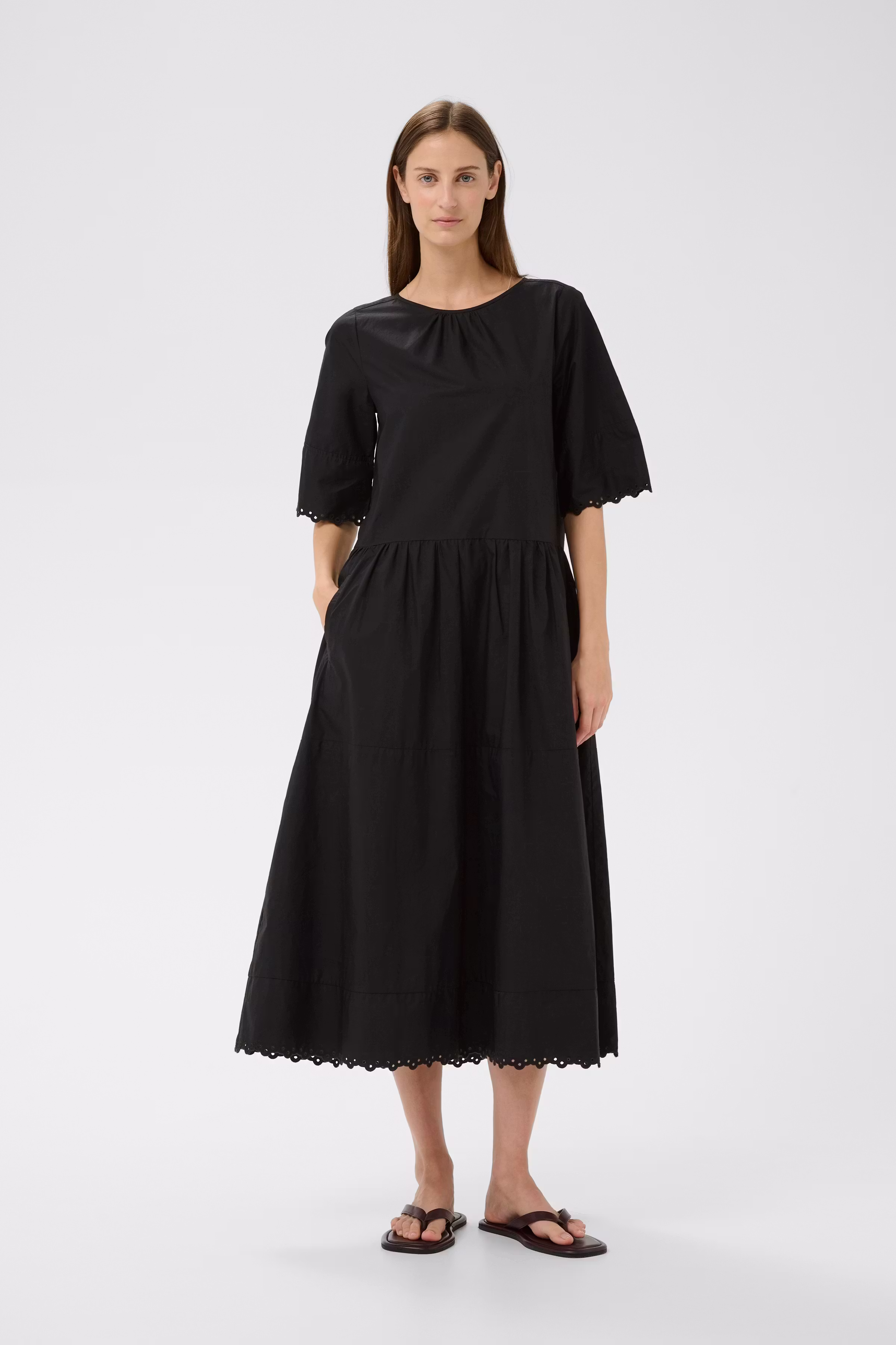 LIAIW Poplin Klänning LOOKBOOK FRONT 30112359-194008