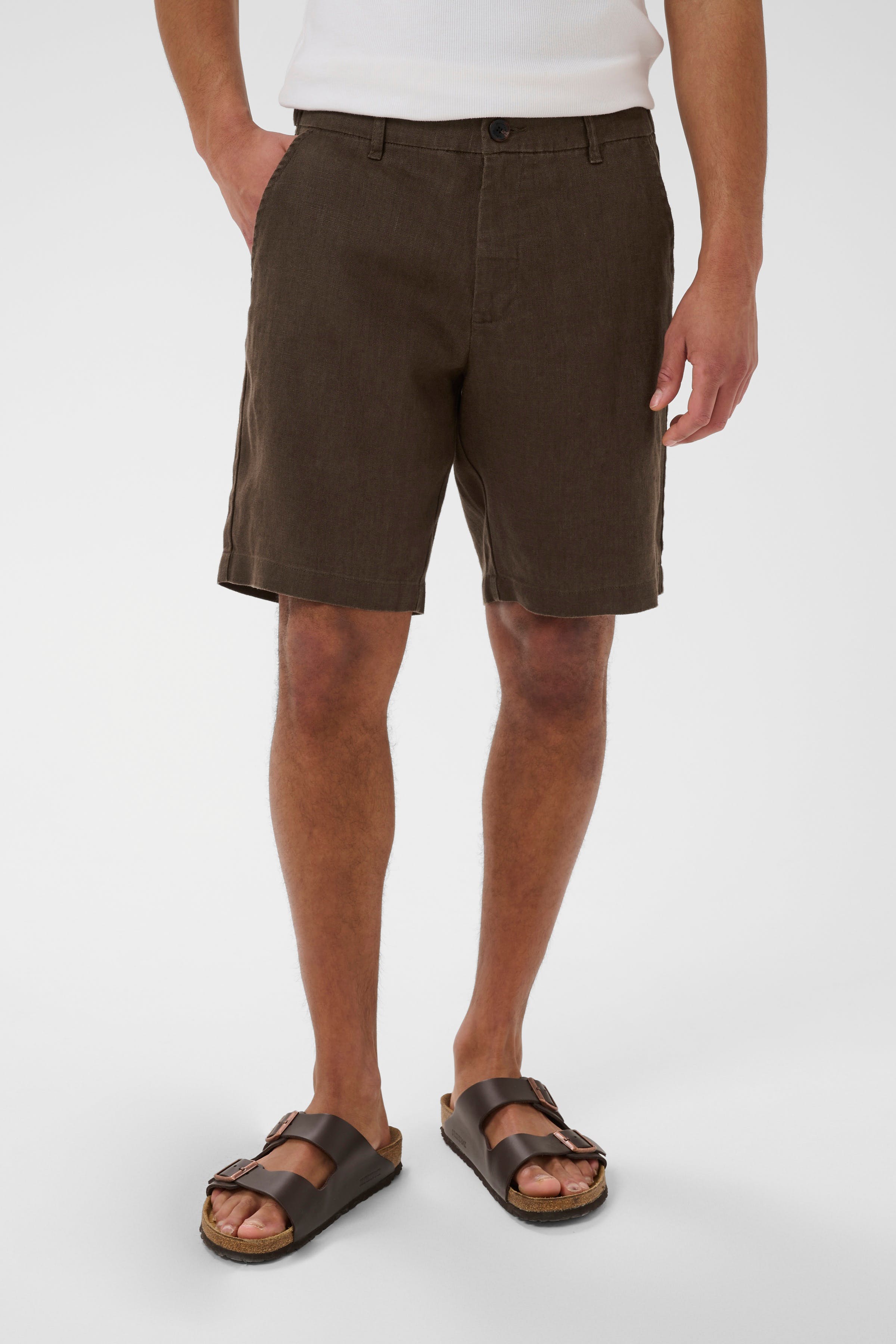 MAharlow Shorts LOOKBOOK FRONT 30209072-190912