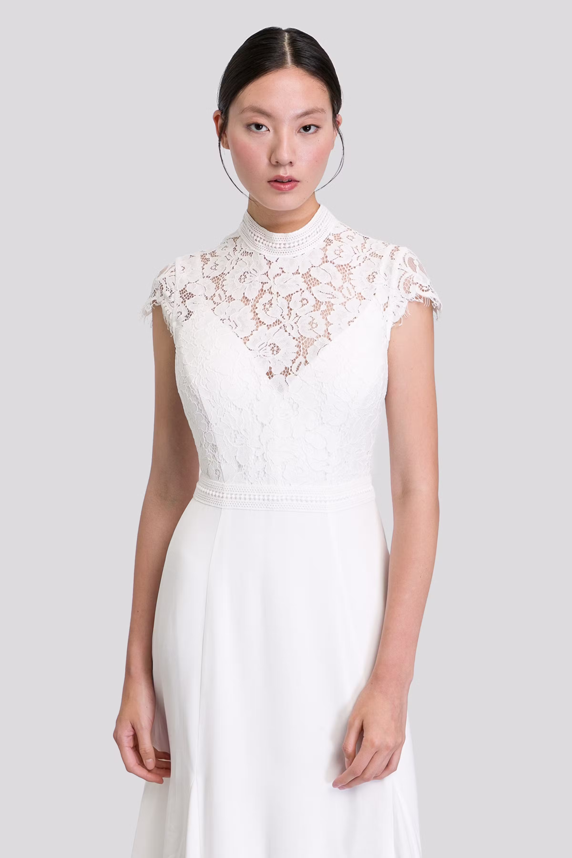 IOMARTINE Dress LOOKBOOK FRONT 30600351-WH010