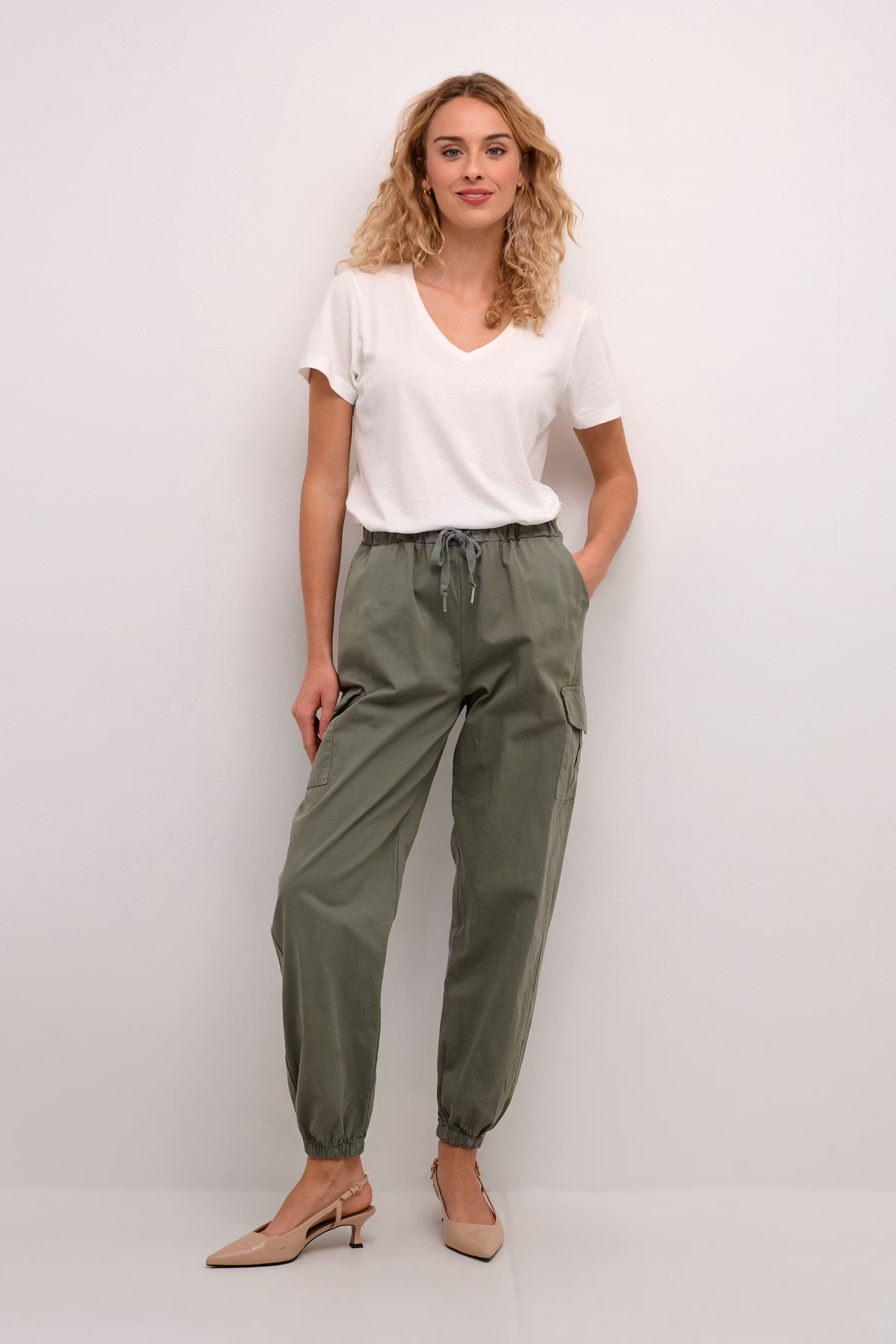 CRYvette Byxor LOOKBOOK FRONT 10613450-103769