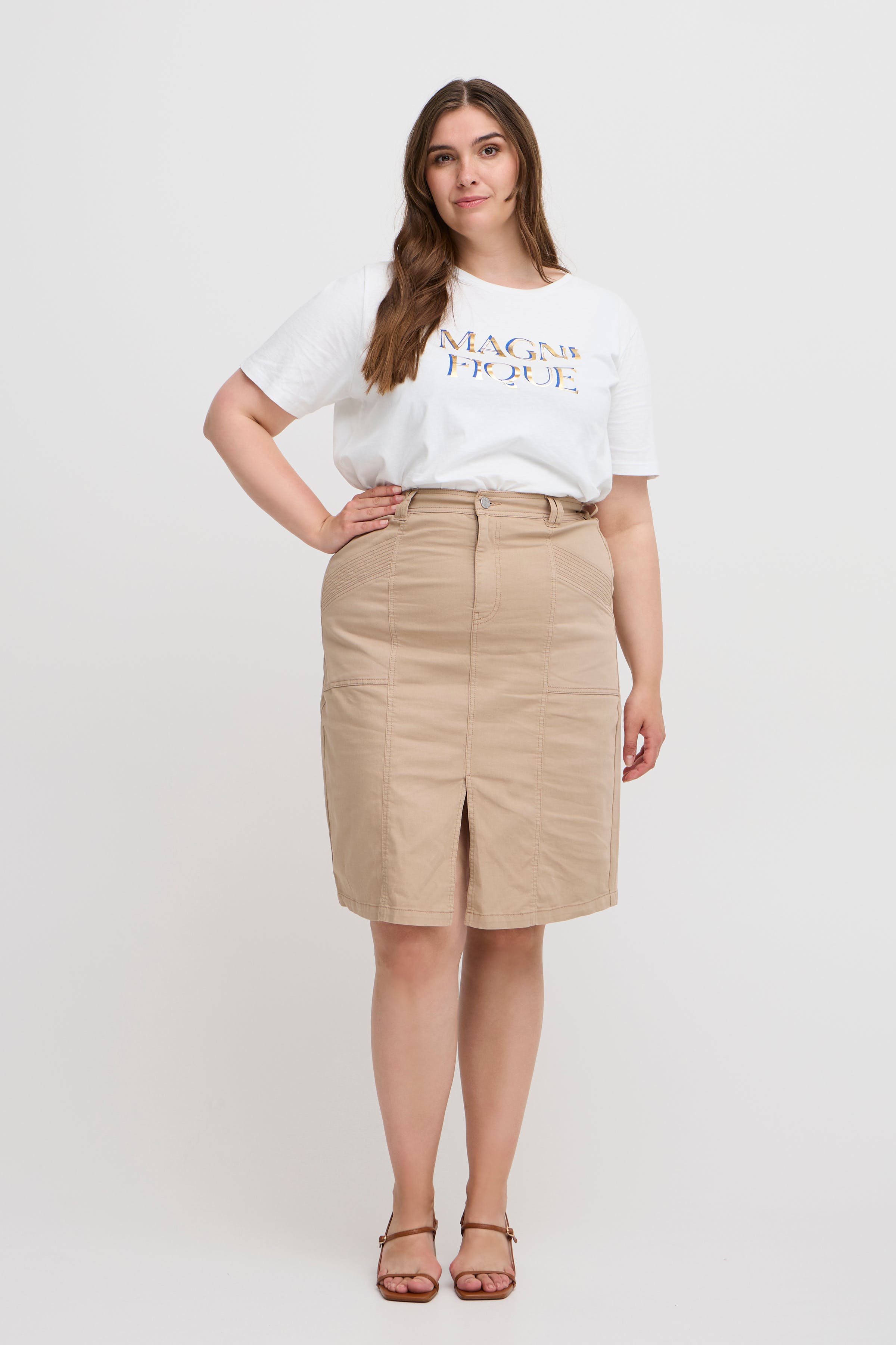 T-shirt LOOKBOOK FRONT 20613648-201237