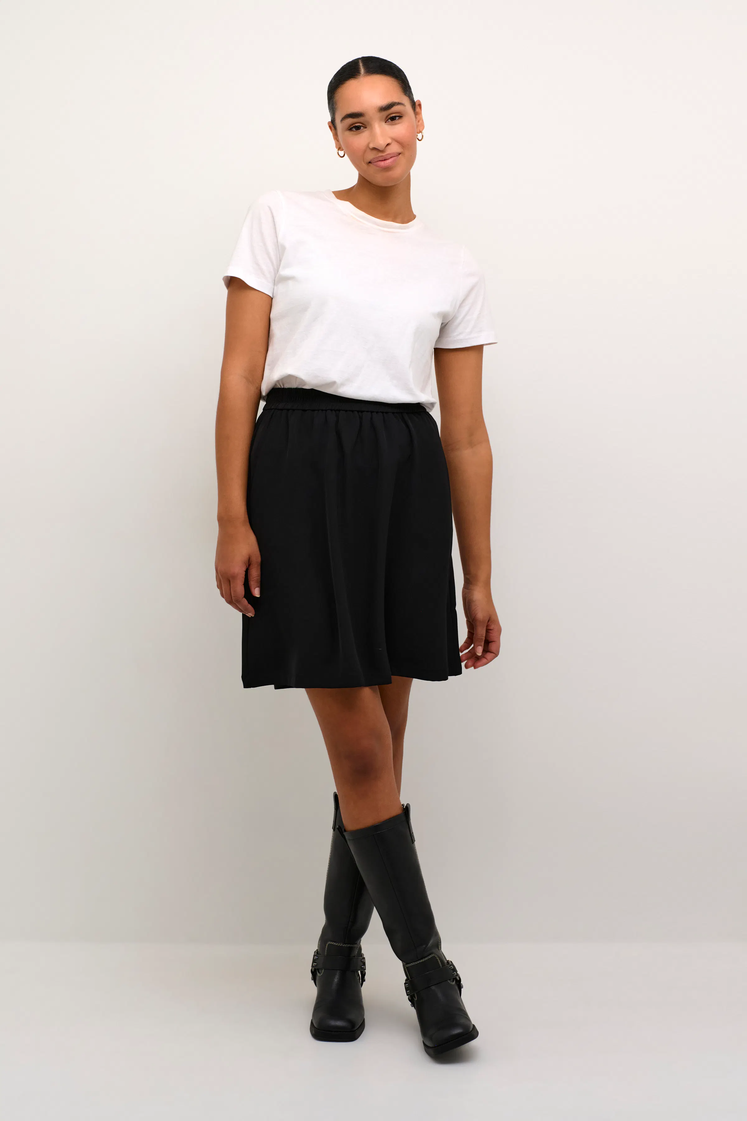 KAsigna Skjørt LOOKBOOK FRONT 10509103-100121