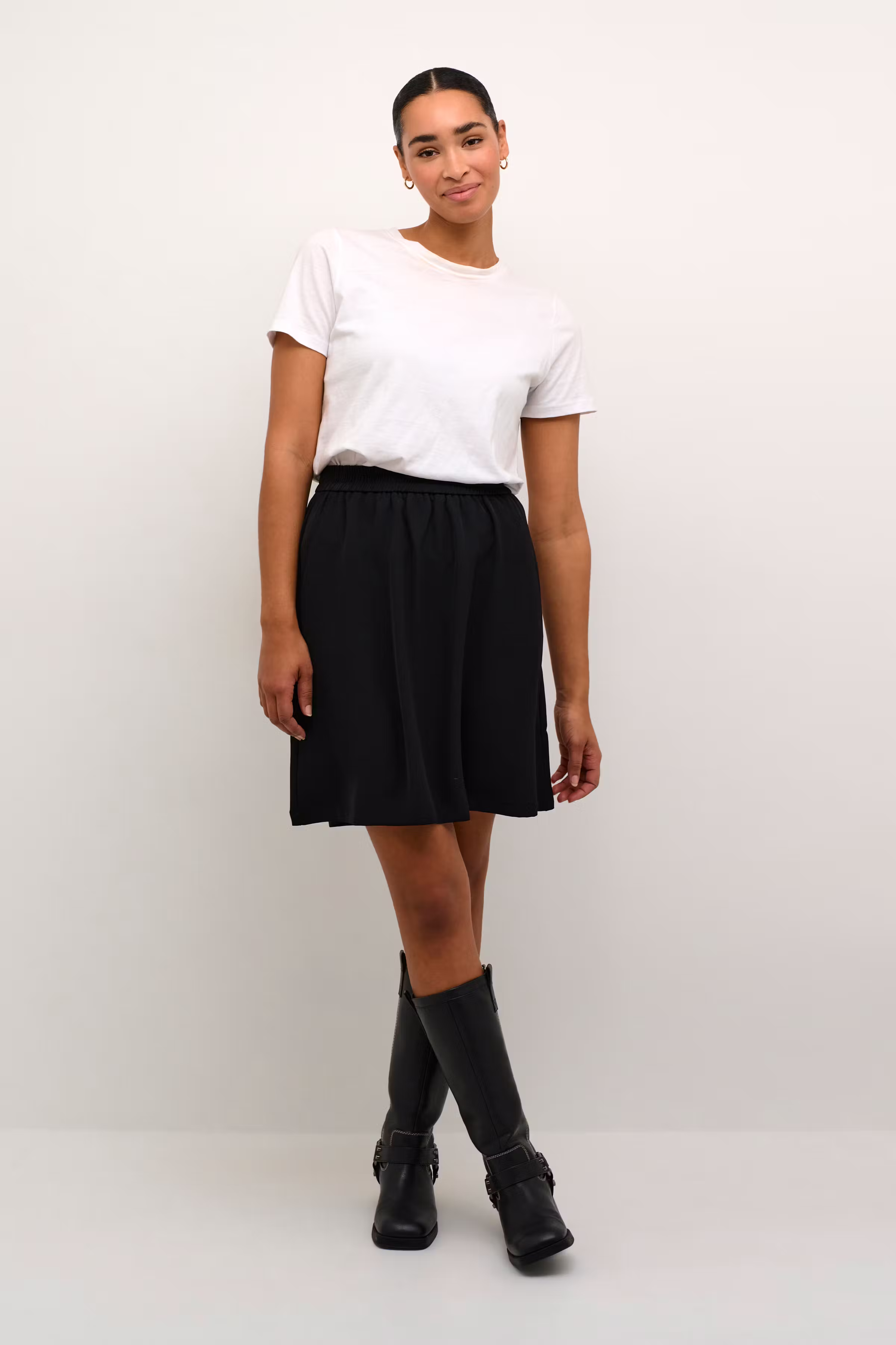 KAsigna Skjørt LOOKBOOK FRONT 10509103-100121